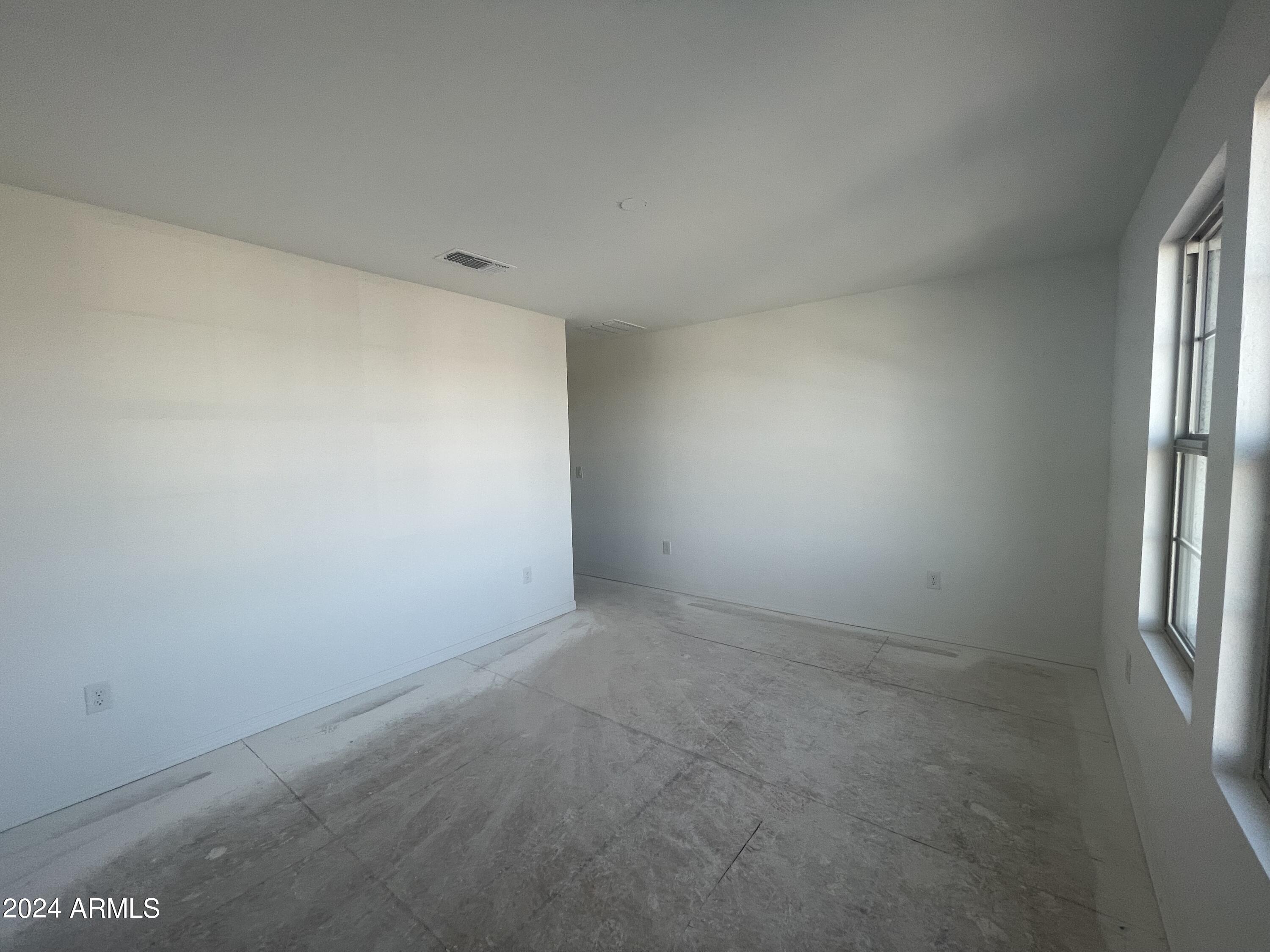 6116 S CALDERON --