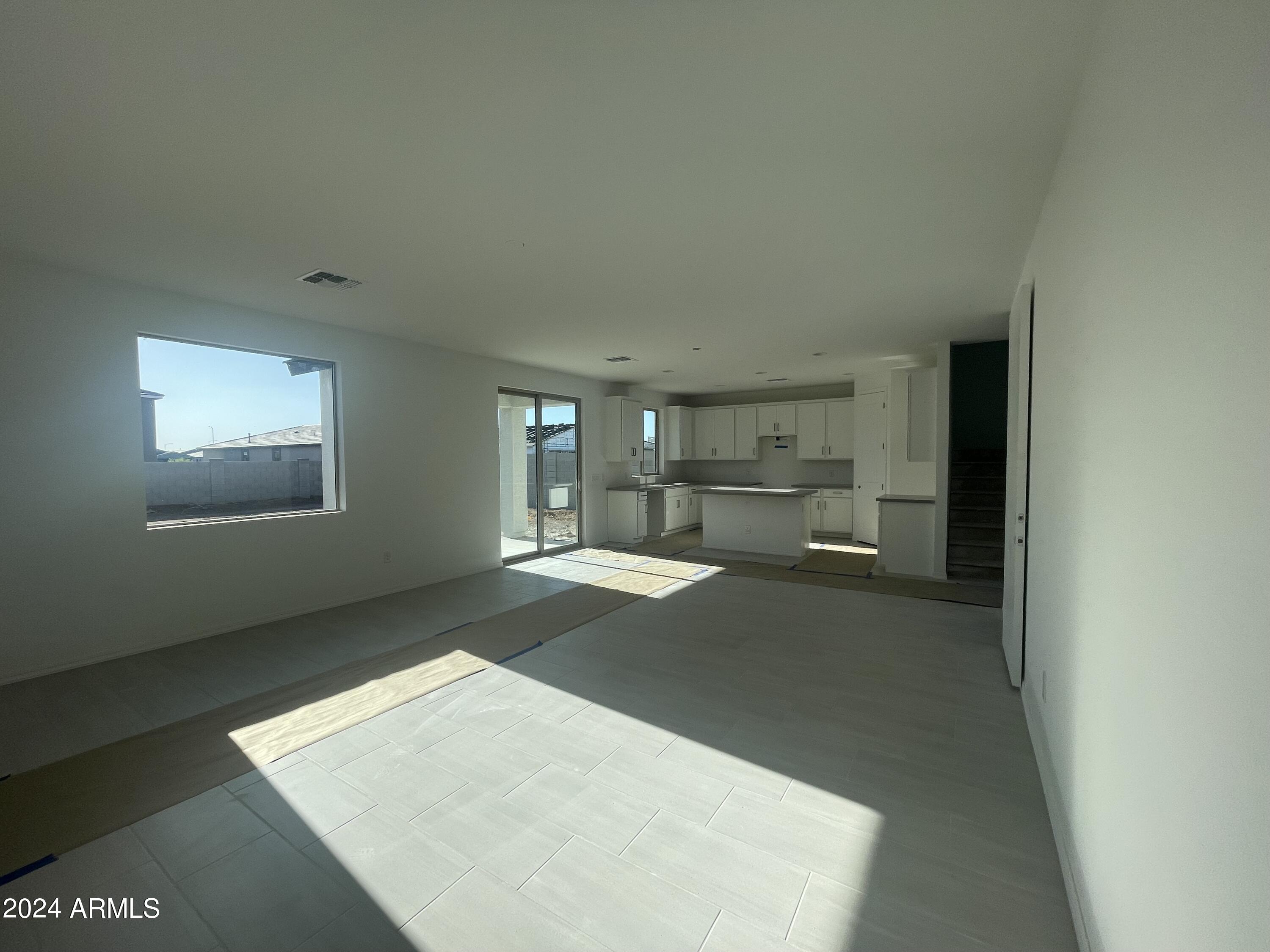 6116 S CALDERON --