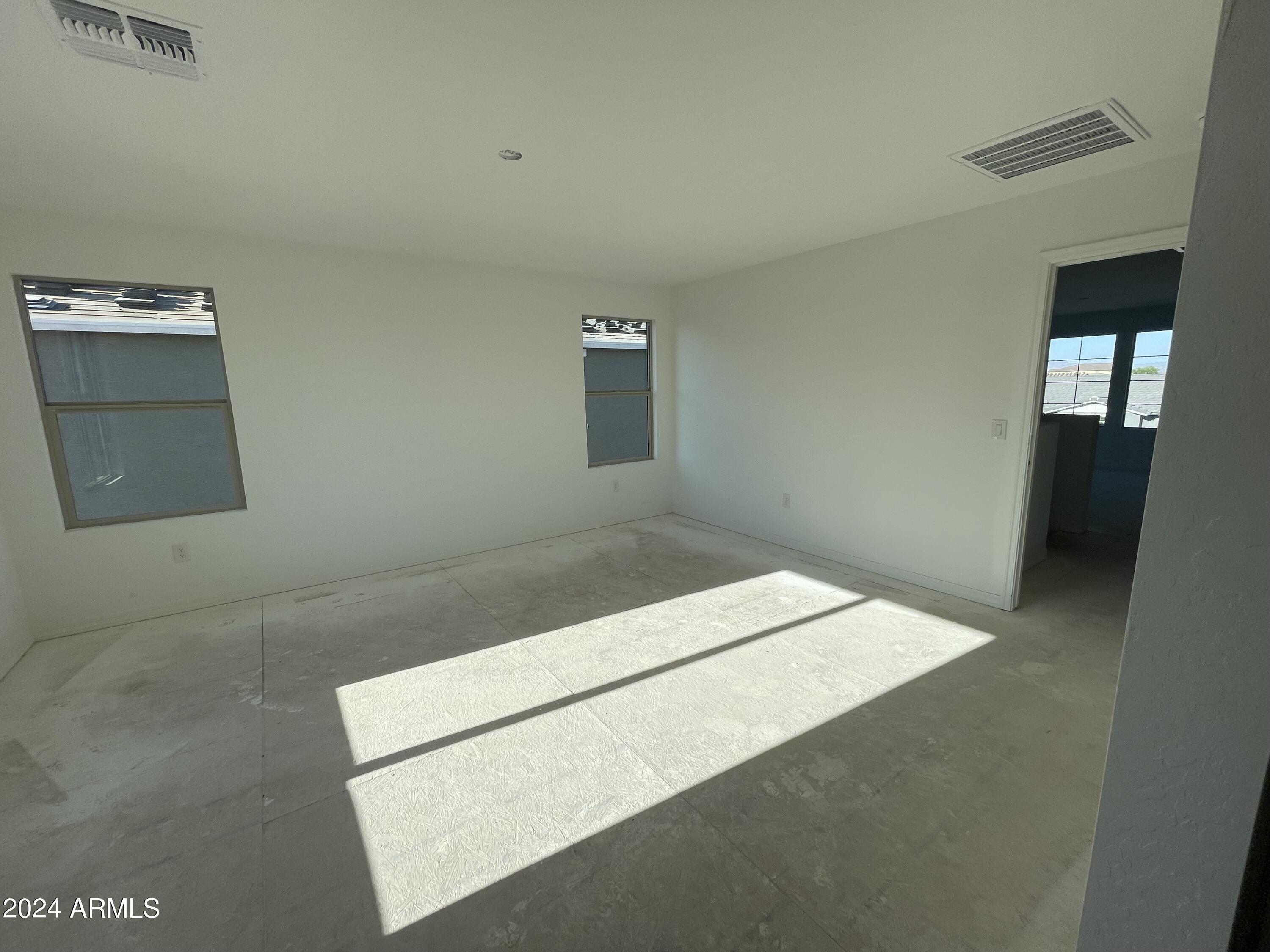 6116 S CALDERON --