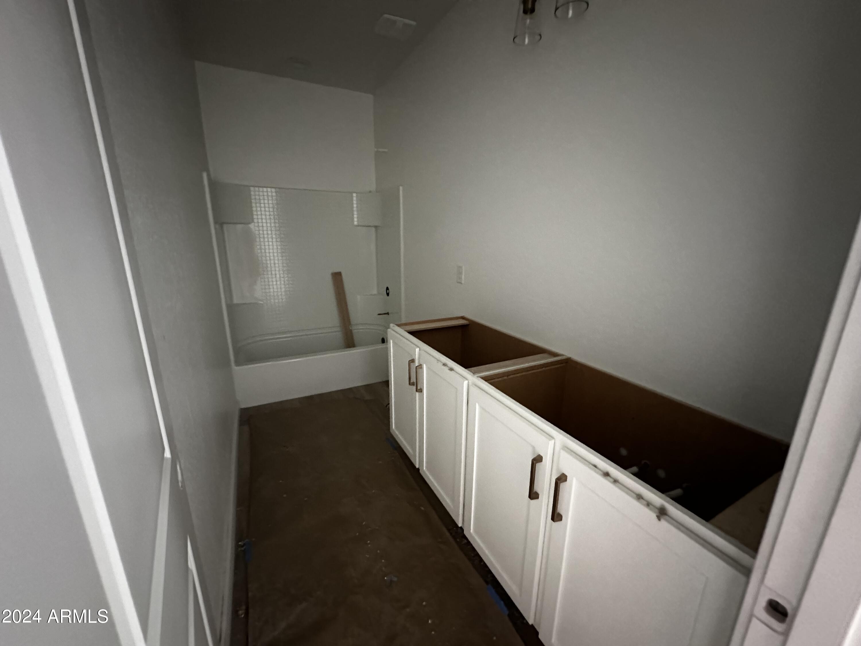 6146 S EMERY --