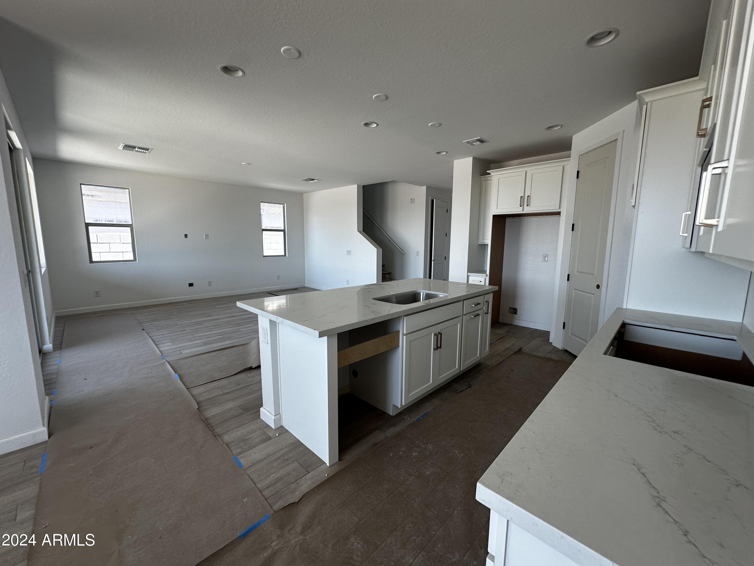 6146 S EMERY --