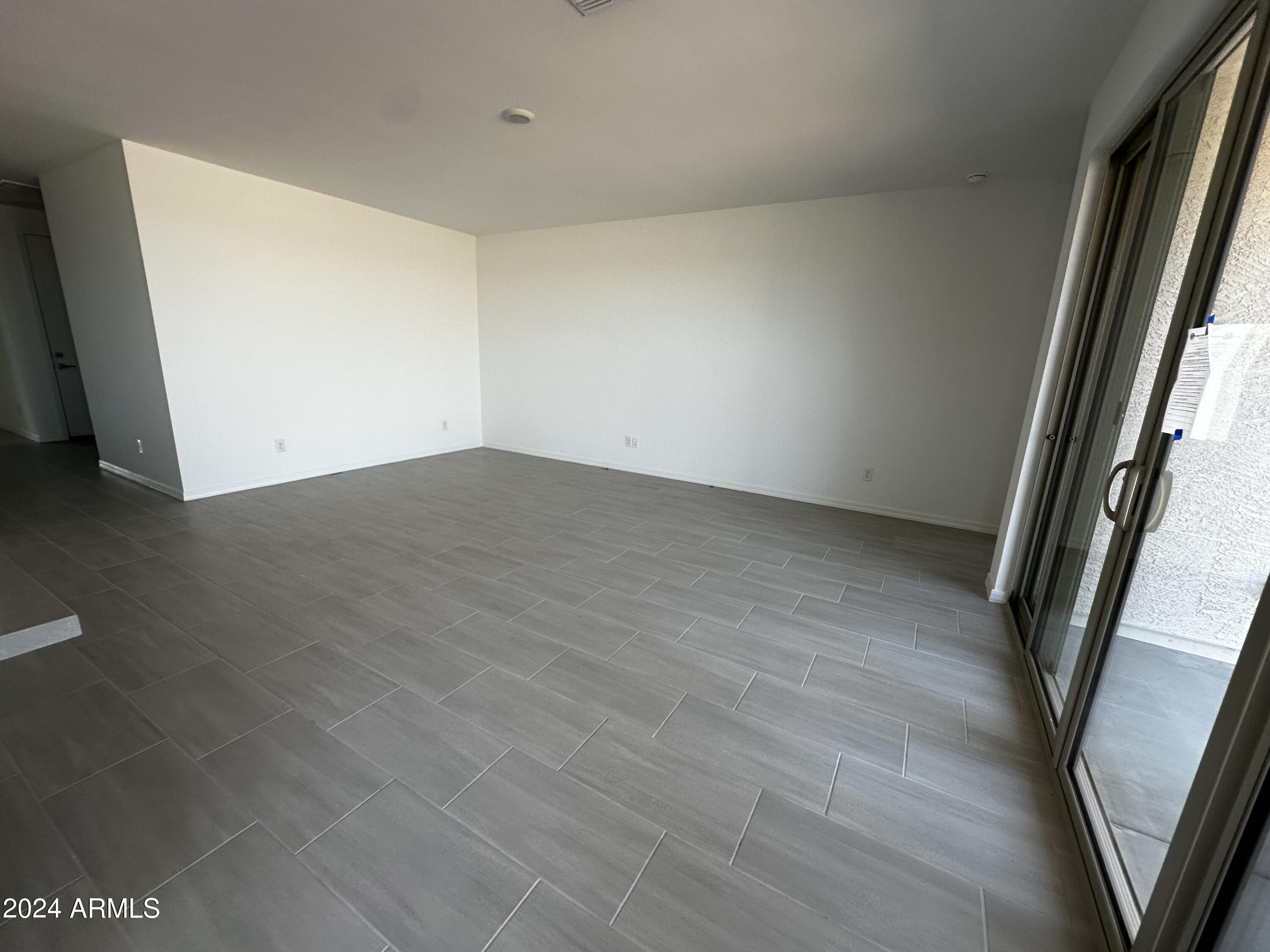 6252 S EMERY --