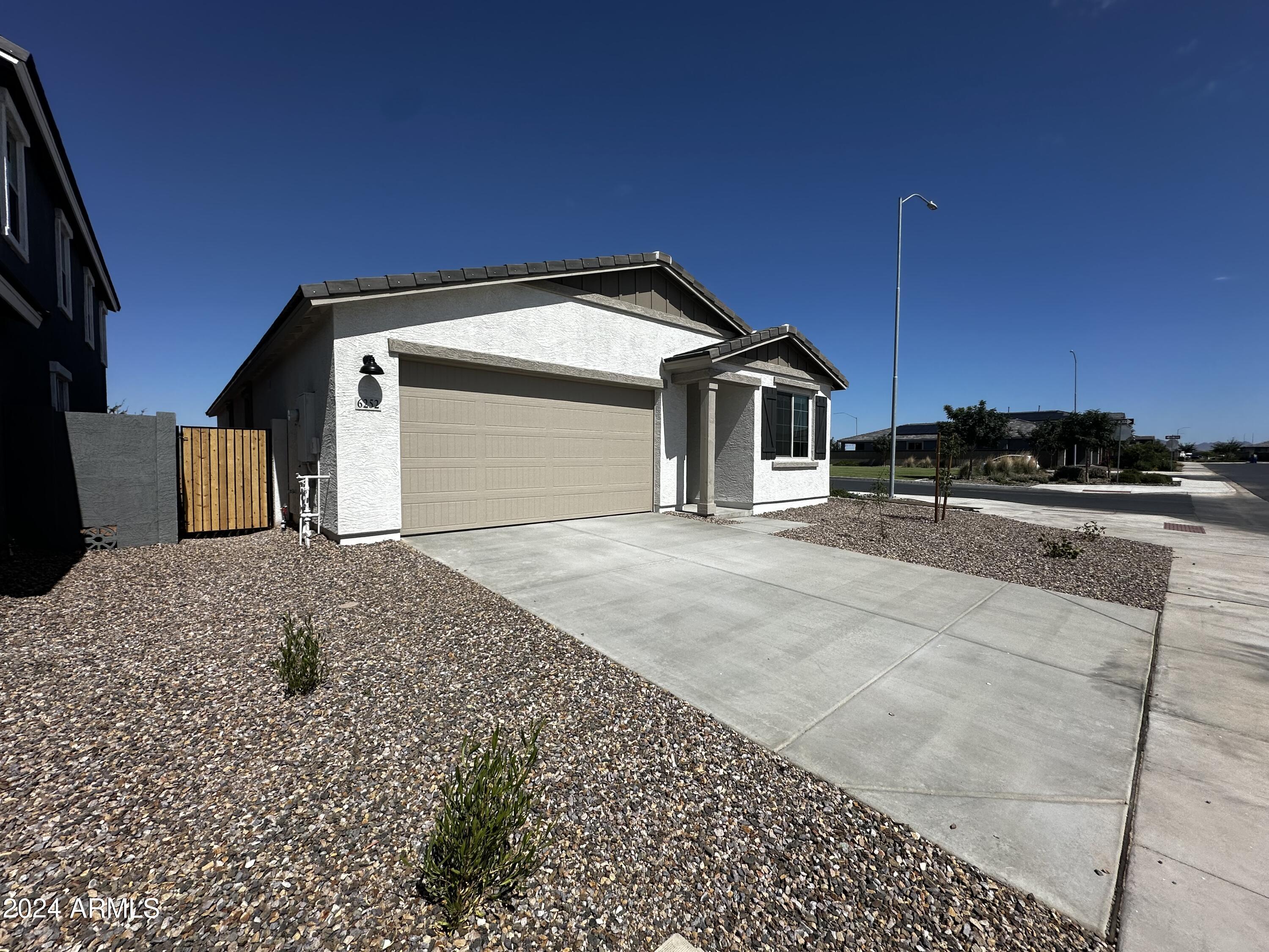 6252 S EMERY --