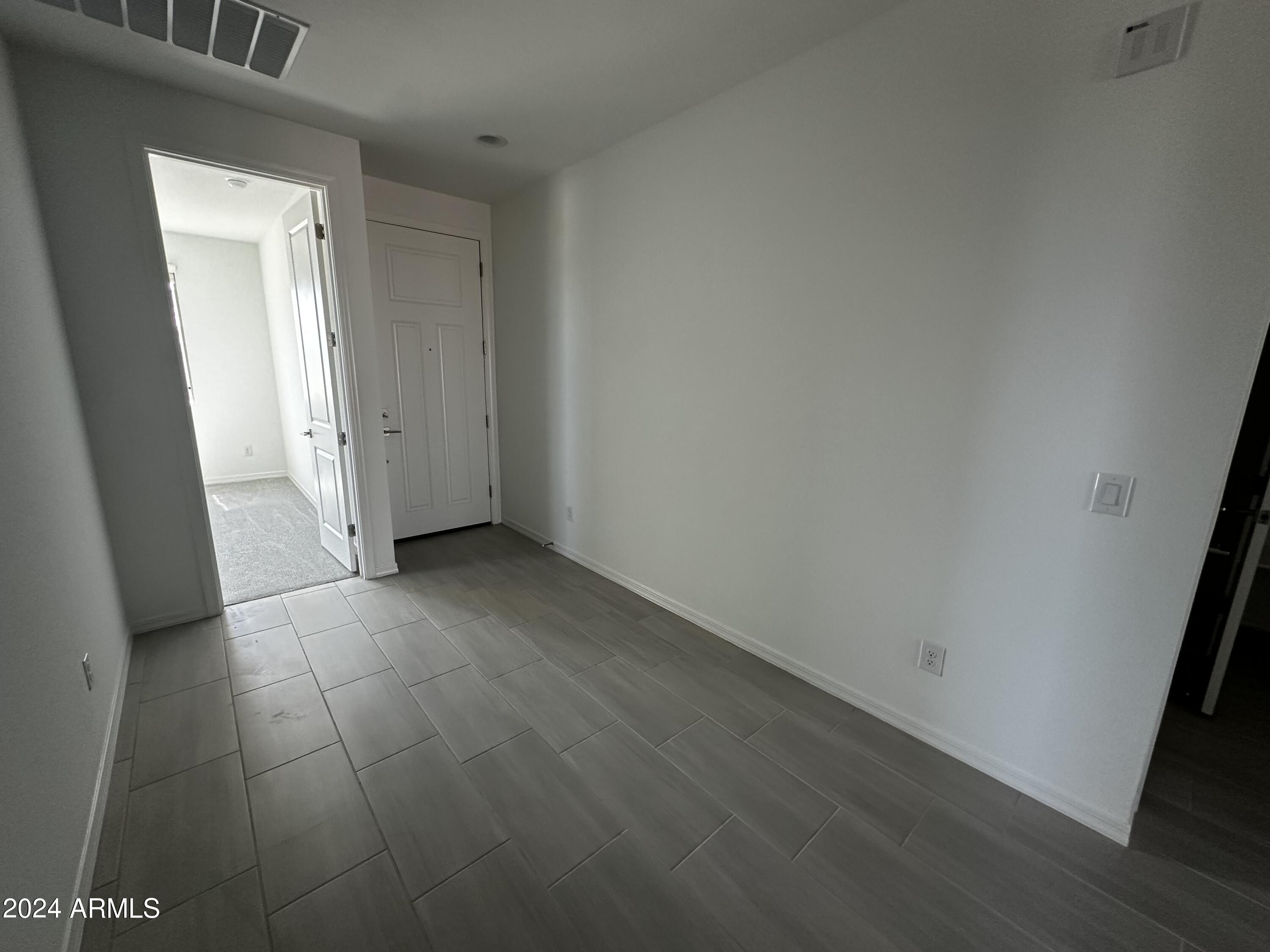 6252 S EMERY --