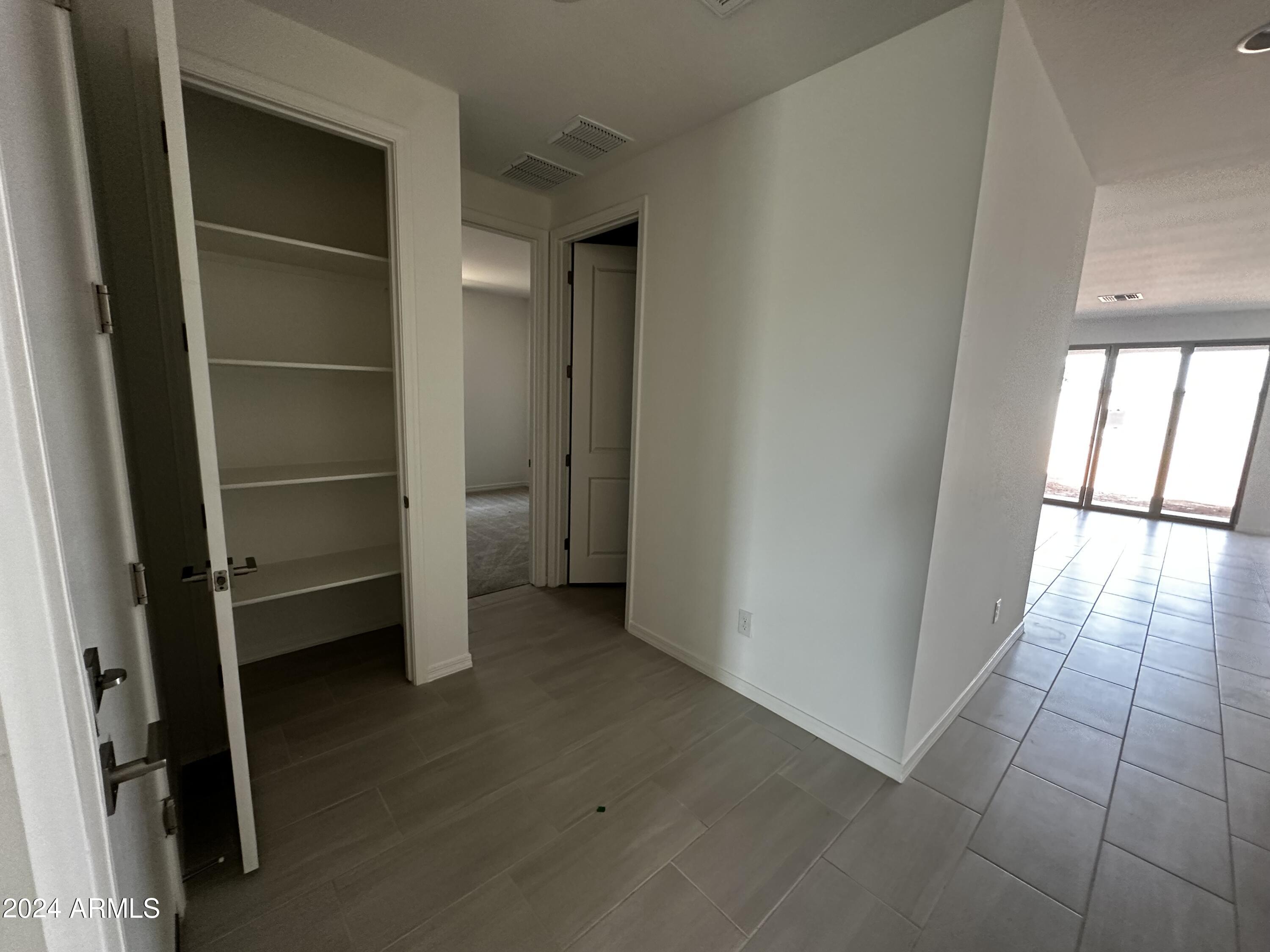 6252 S EMERY --