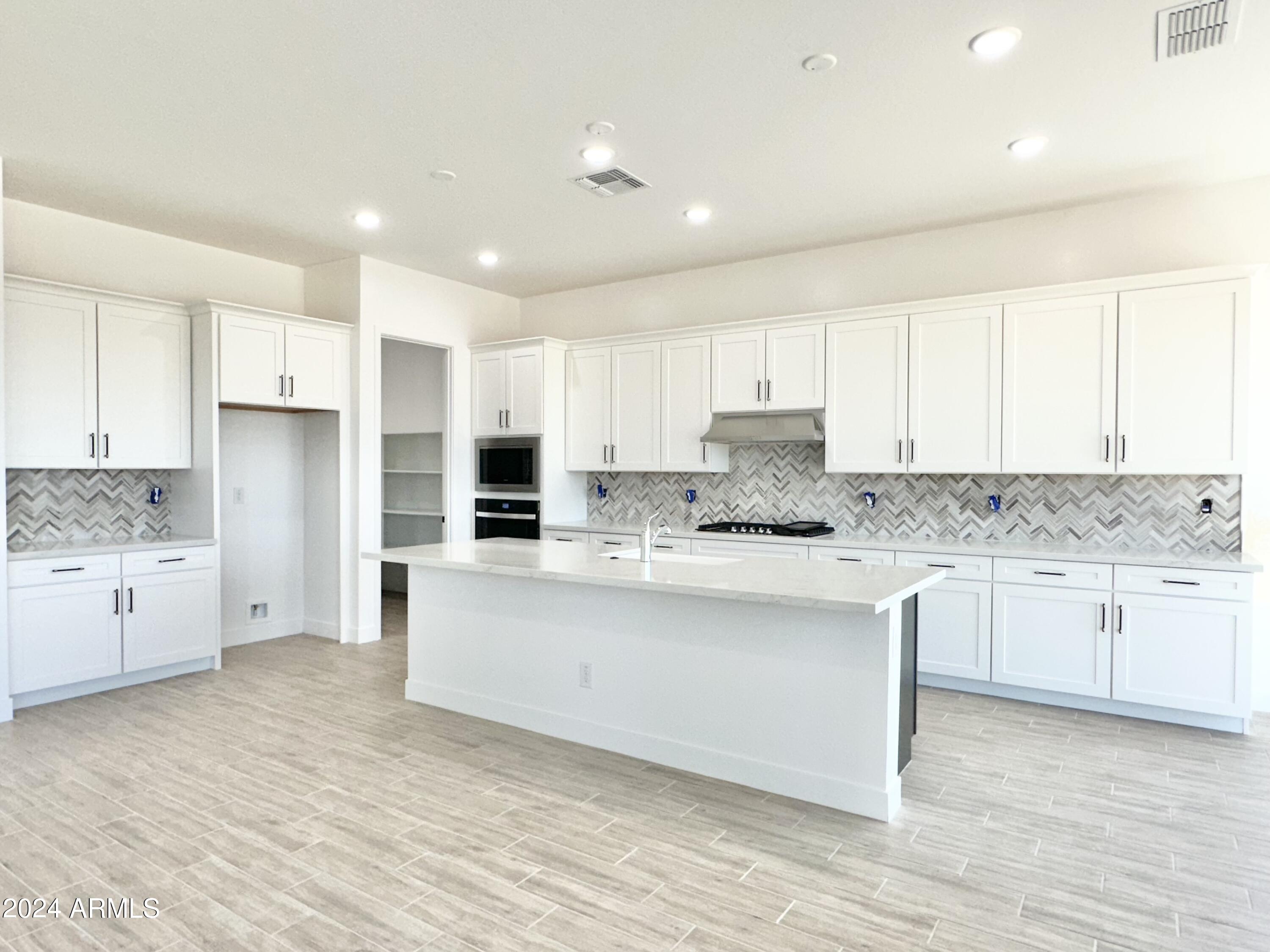 22684 E LORDS Way