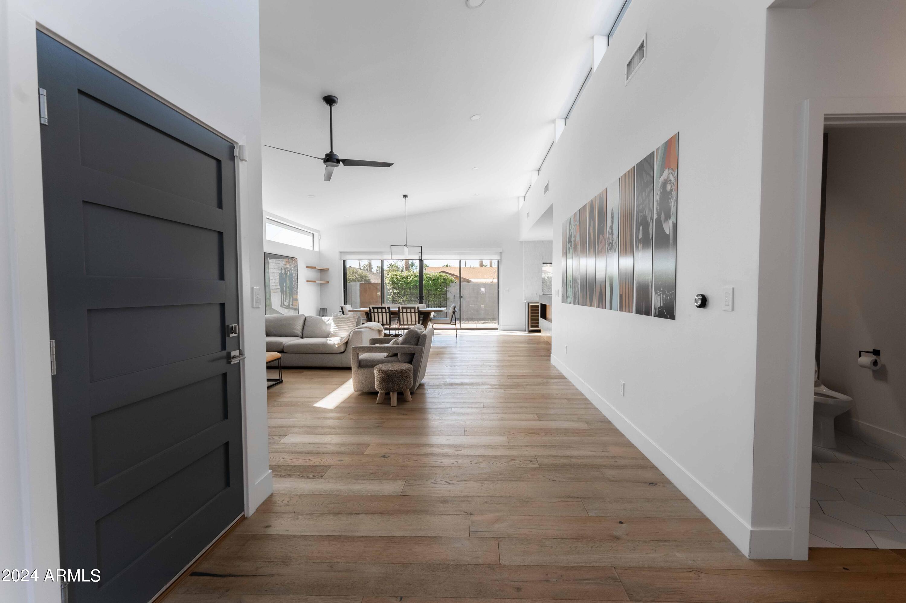 3433 E SELLS Drive