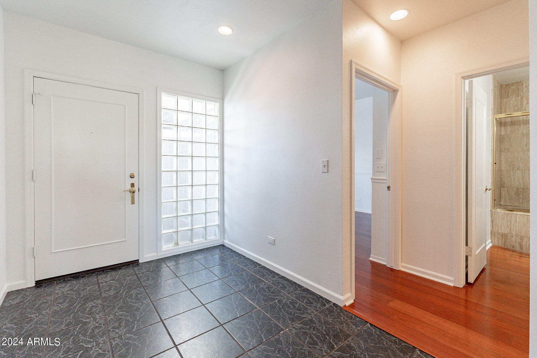 902 W Glendale Avenue # 216