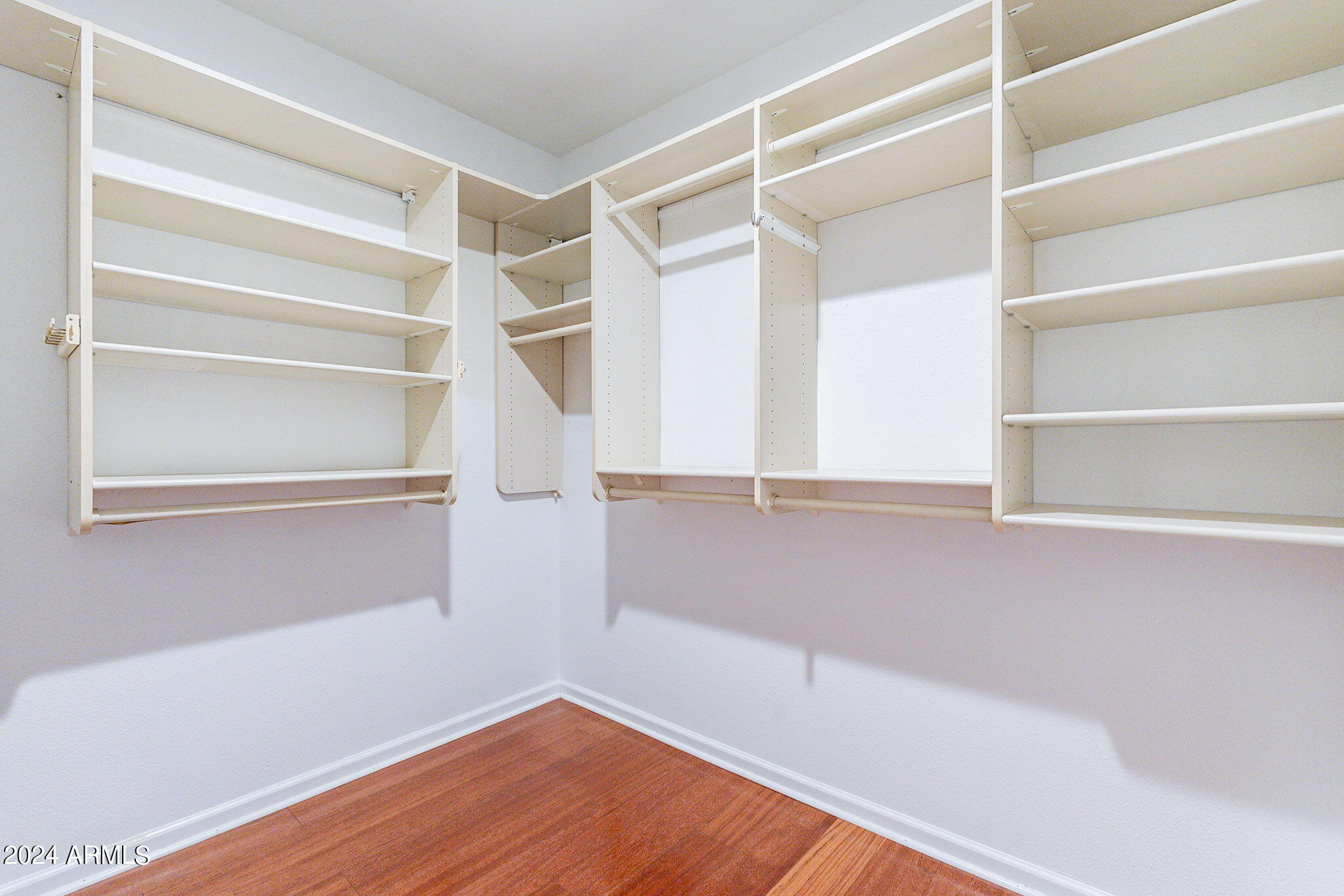 902 W Glendale Avenue # 216