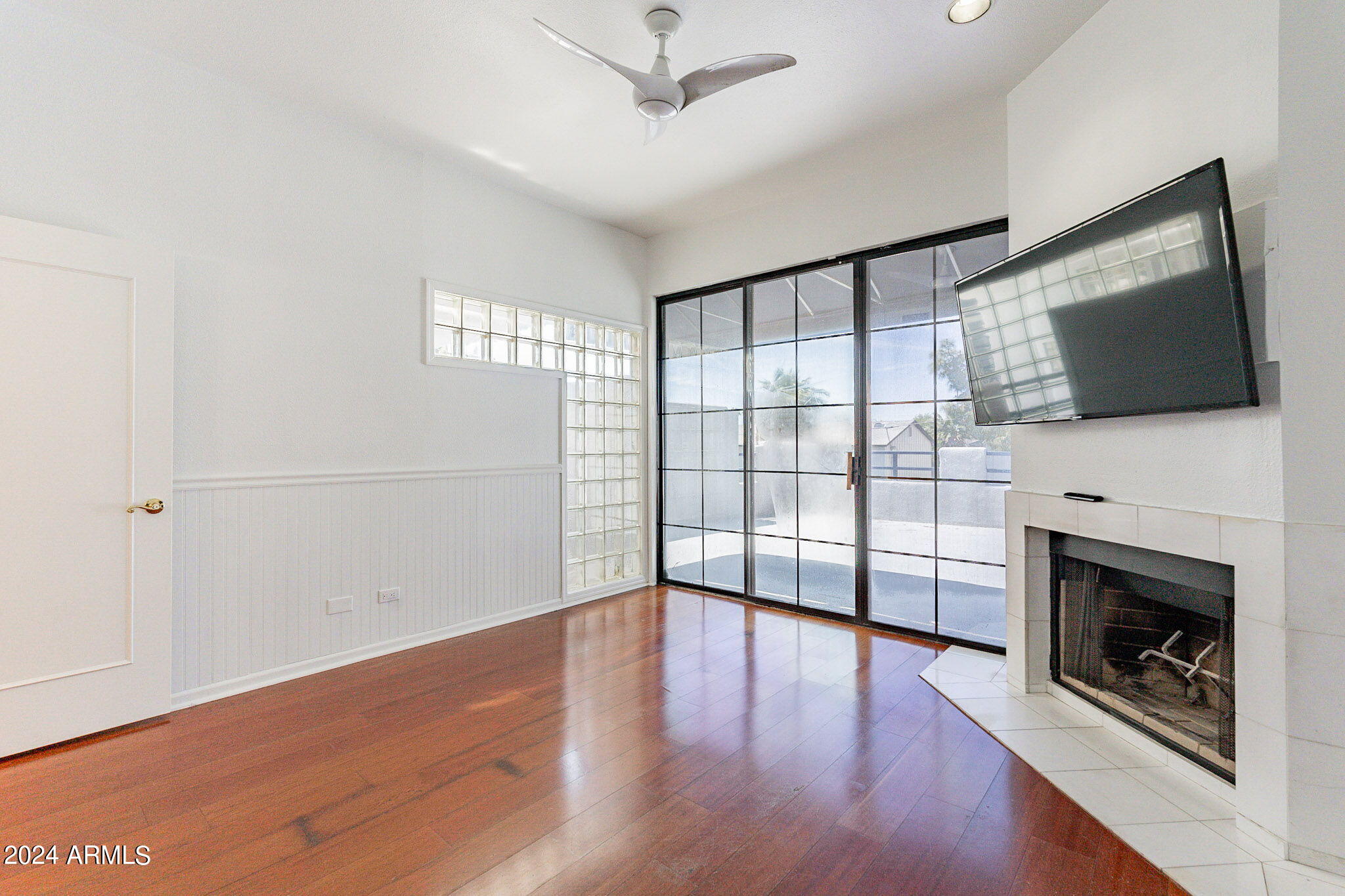 902 W Glendale Avenue # 216