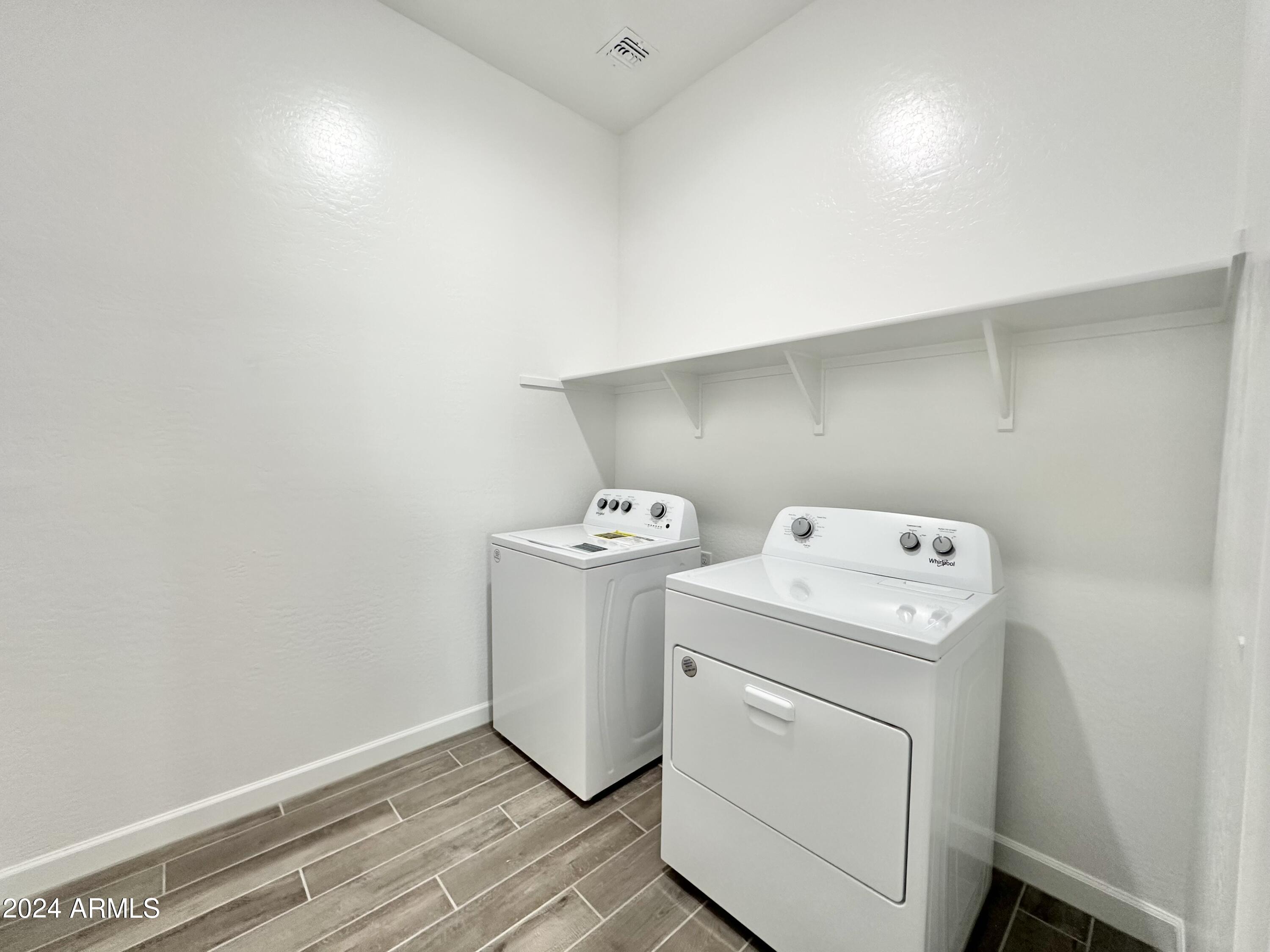 22666 E ROUNDUP Way