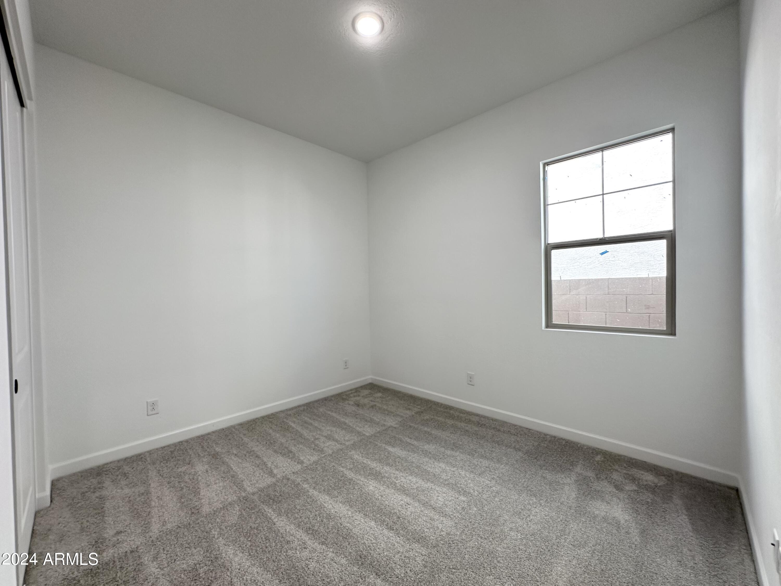 22666 E ROUNDUP Way