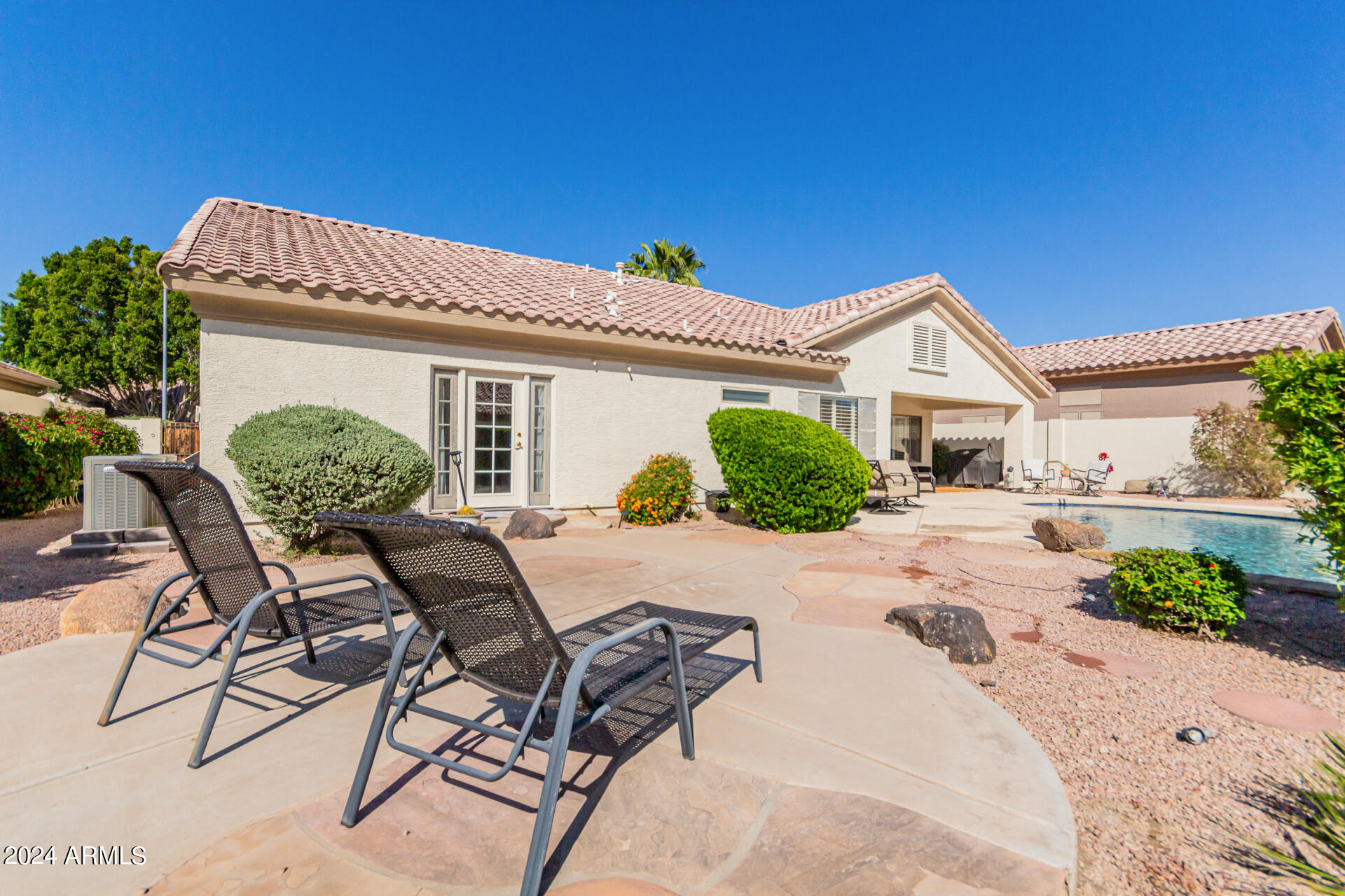 1323 W INDIGO Drive