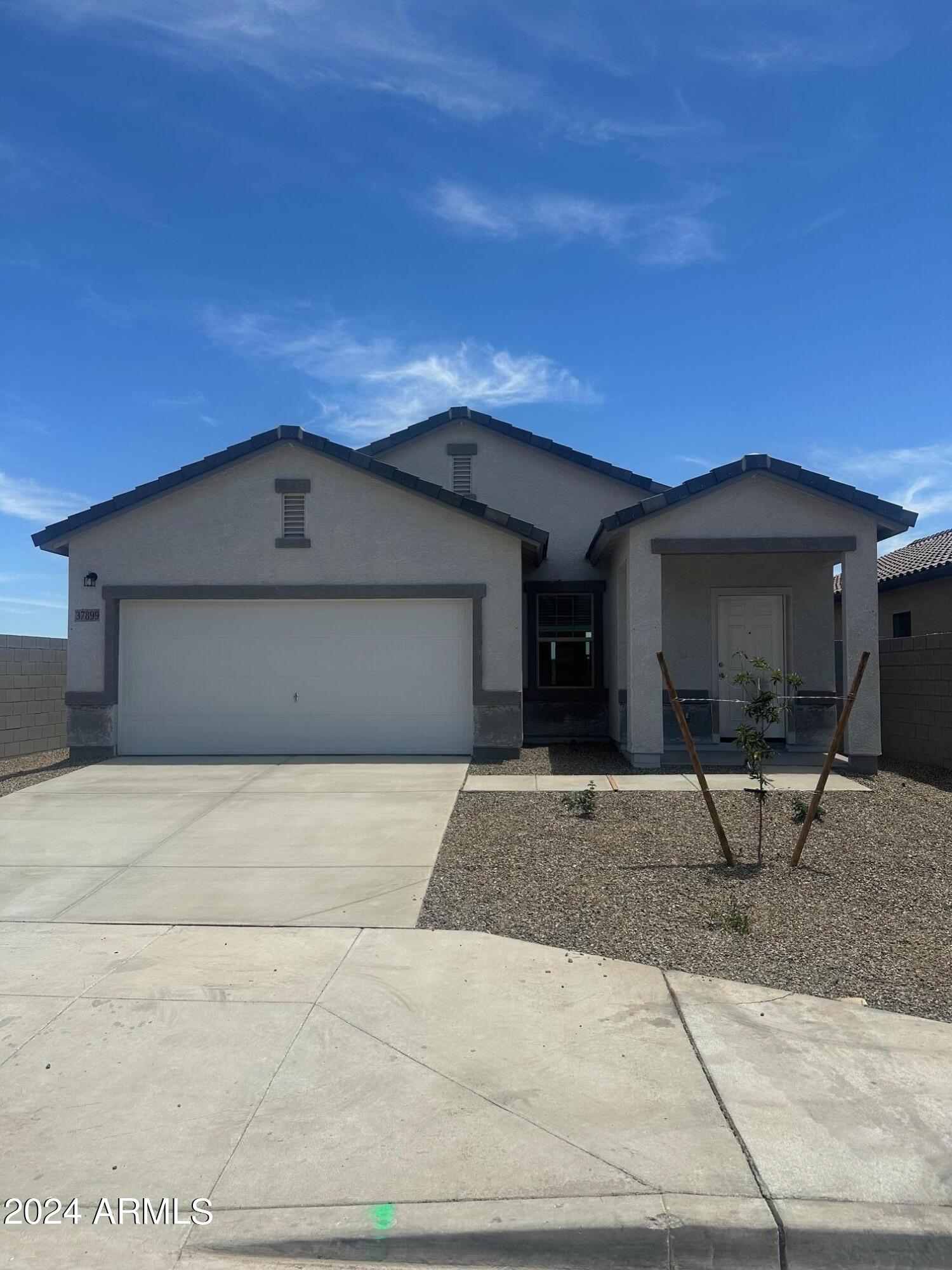 37899 N NEATWOOD Drive