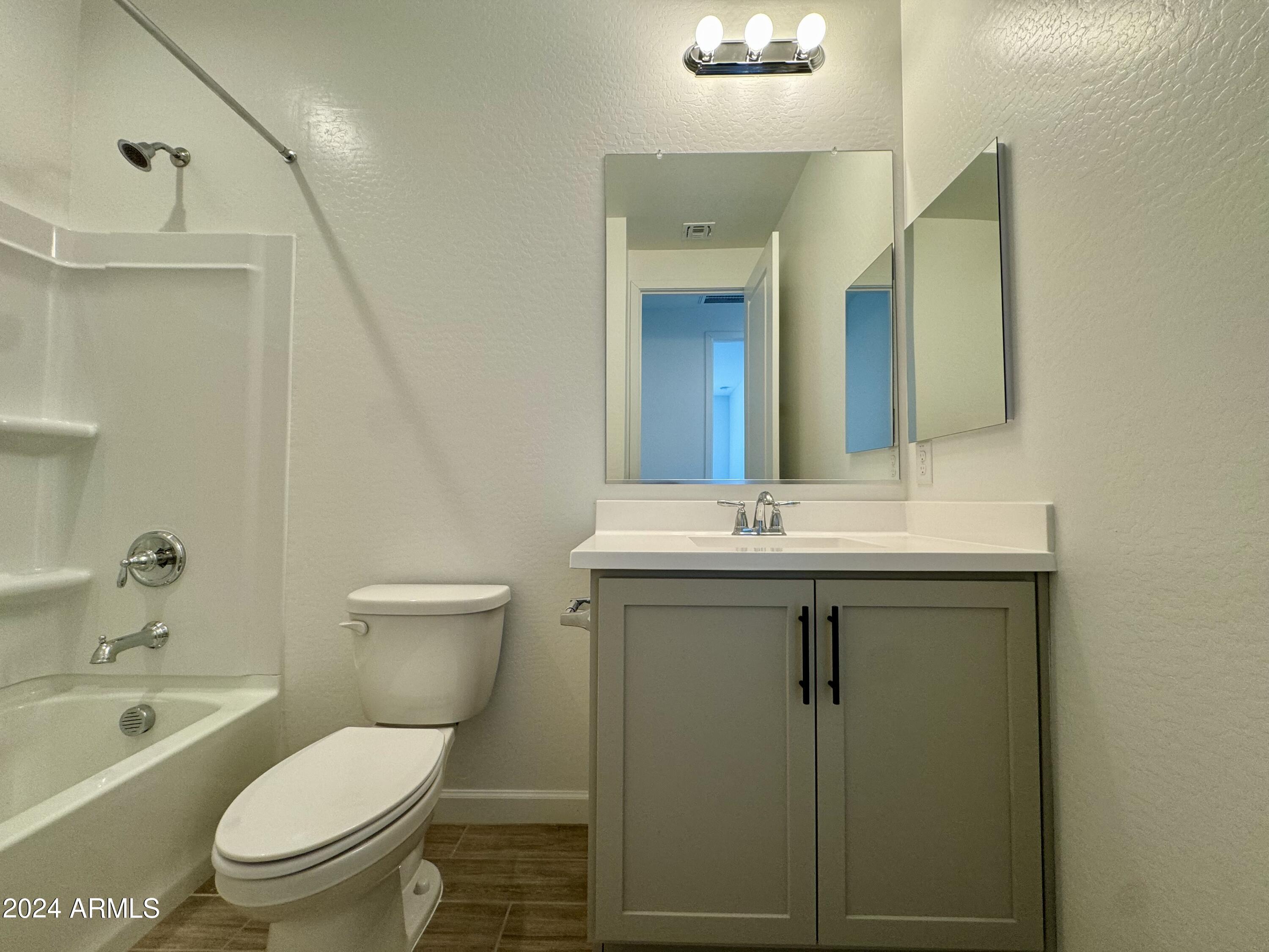 2247 W PASO Trail