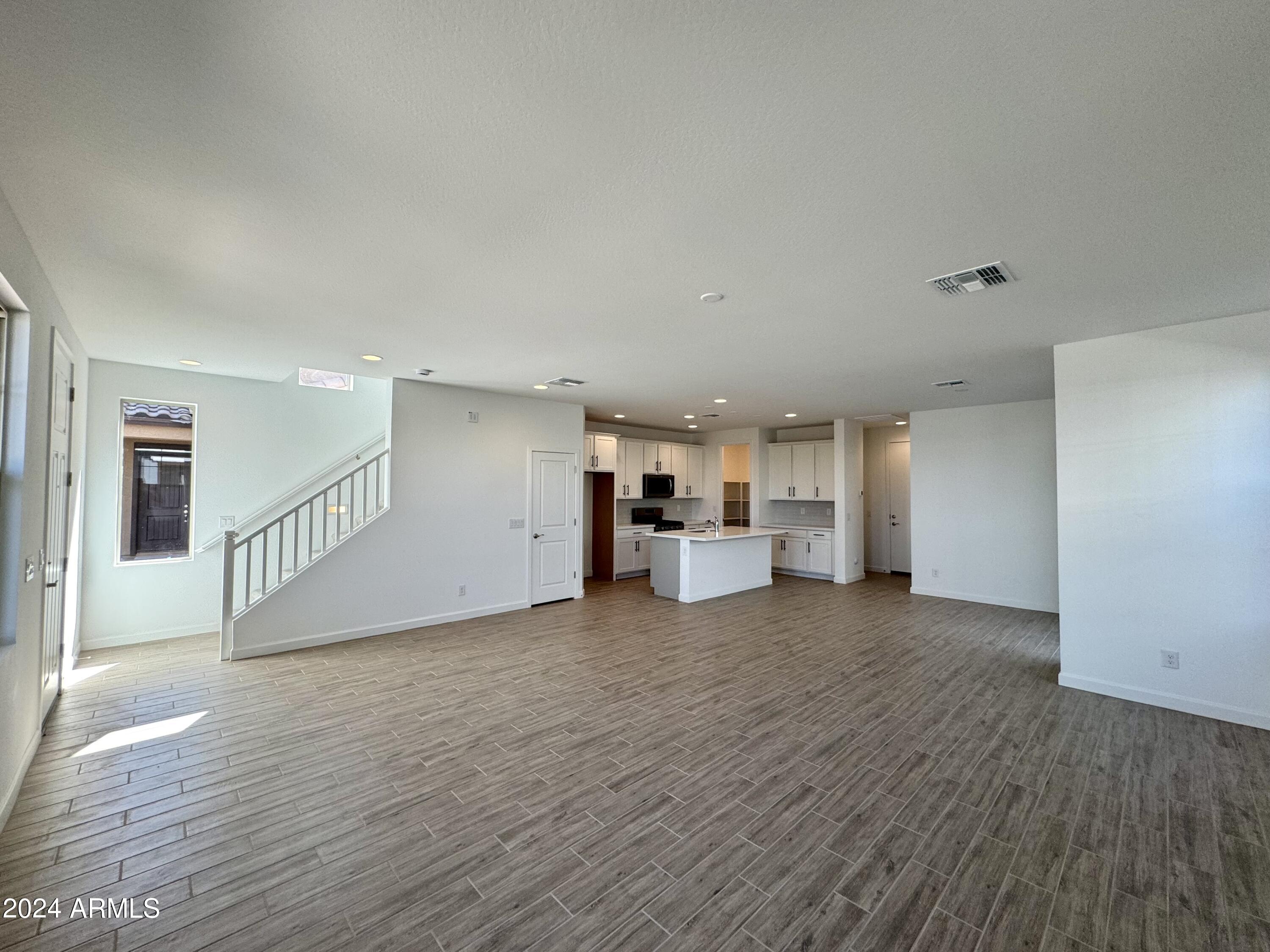 2247 W PASO Trail