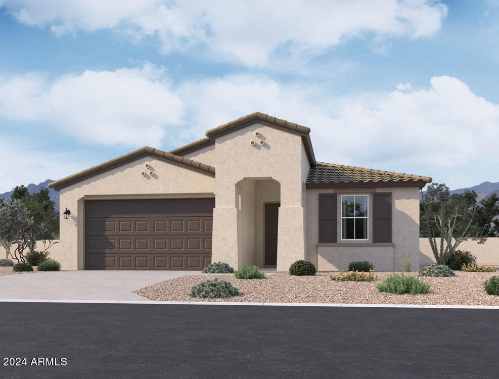 22937 E ROUNDUP Way