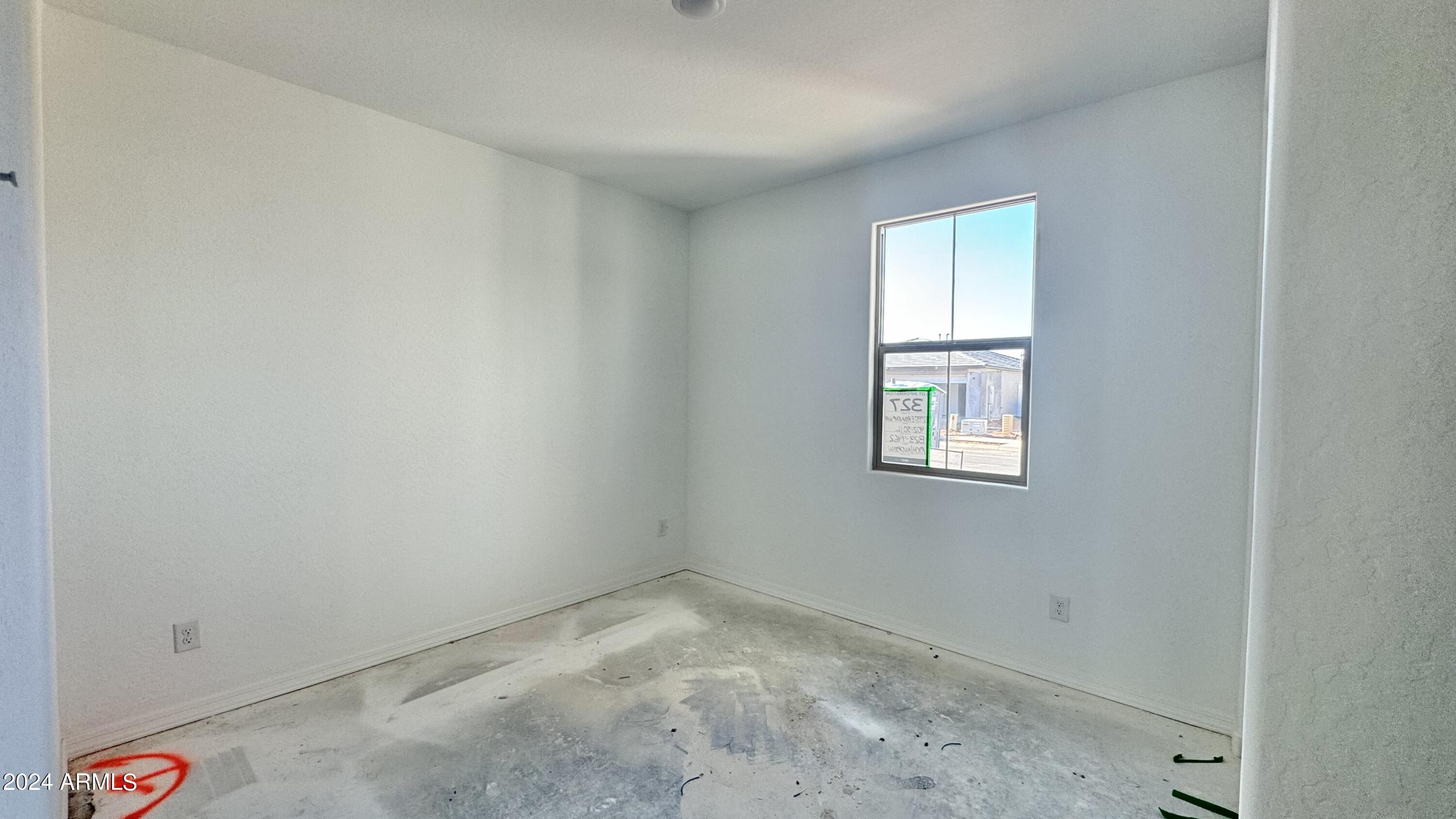 22937 E ROUNDUP Way