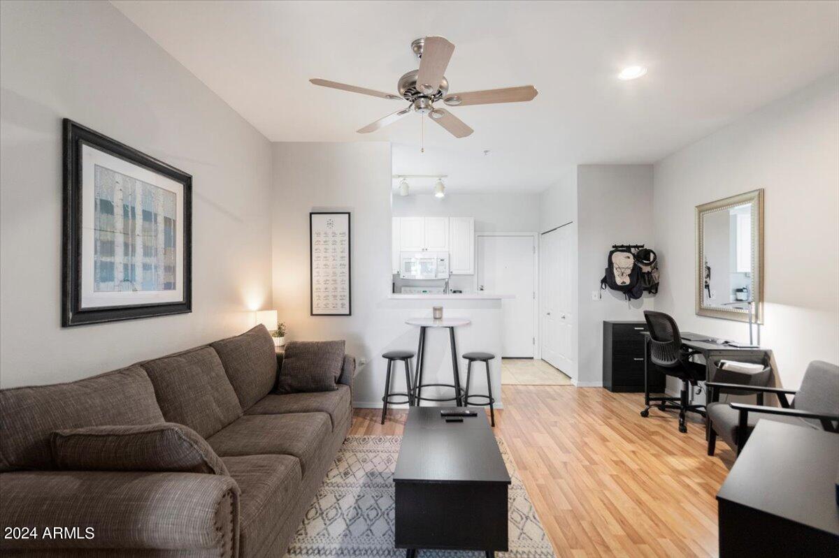 1701 E COLTER Street # 242