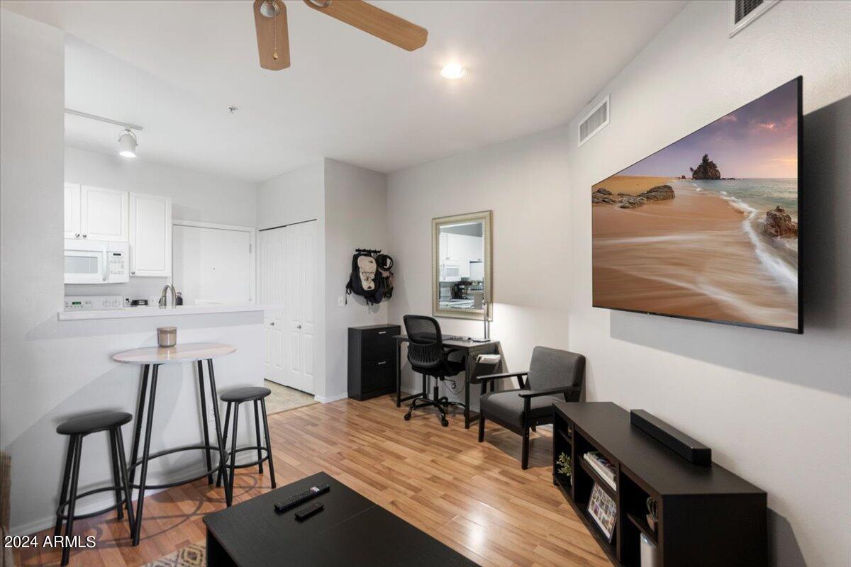 1701 E COLTER Street # 242