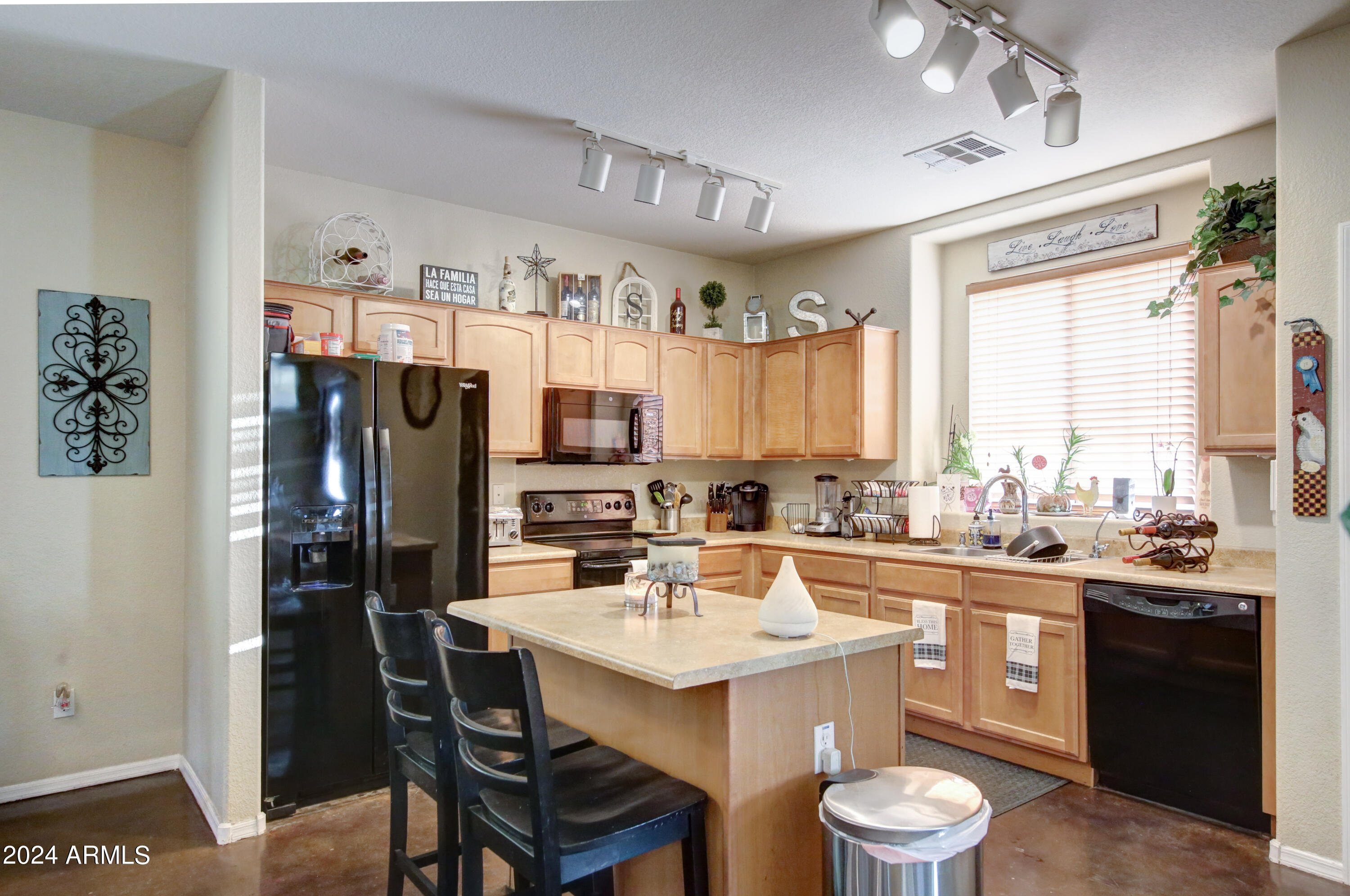 20013 N 49TH Drive
