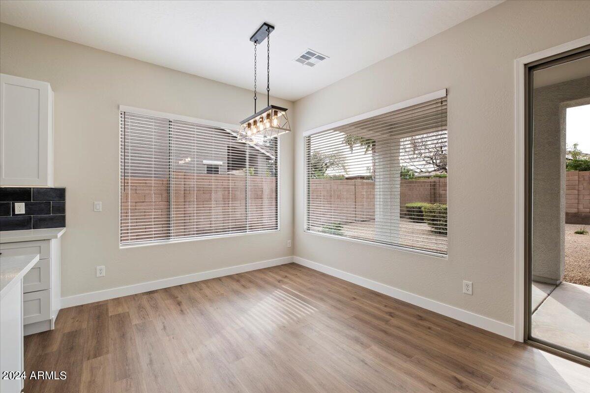 4451 E SPORTS Drive