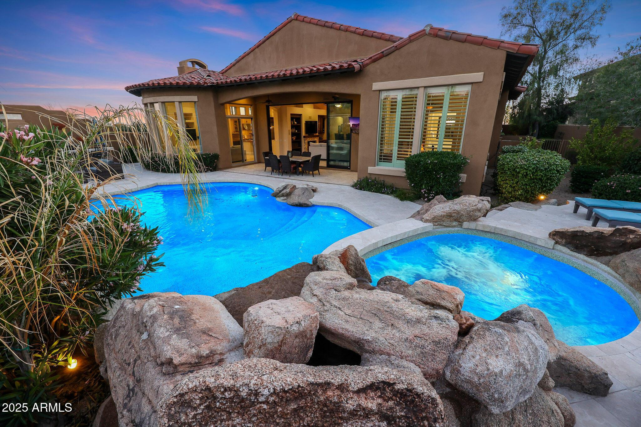 7552 E Camino Puesta Del Sol --