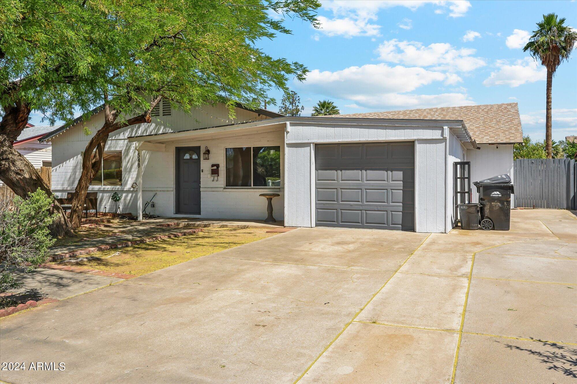548 E GARNET Avenue