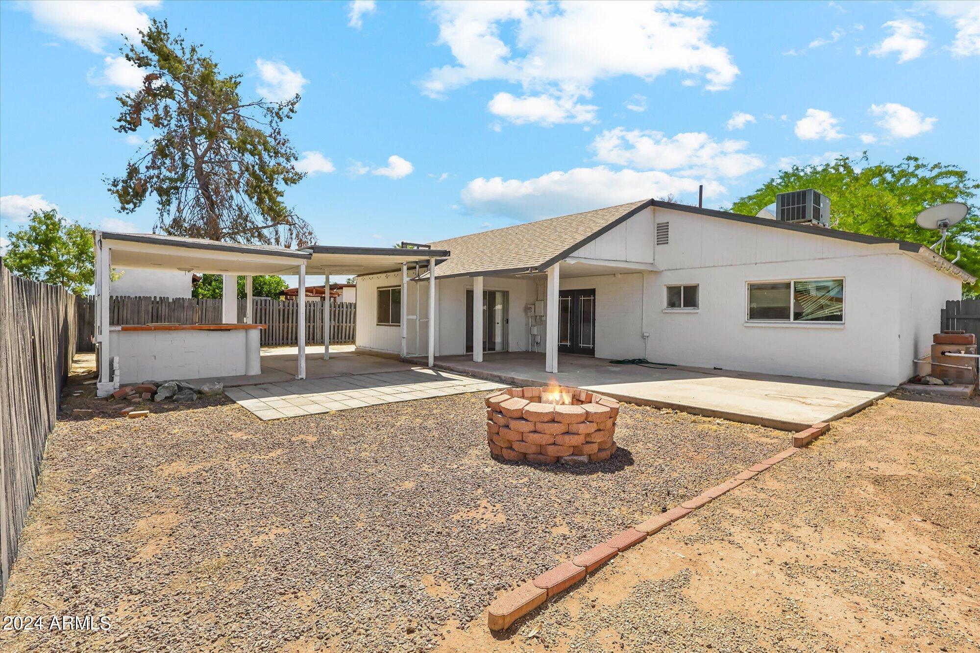 548 E GARNET Avenue