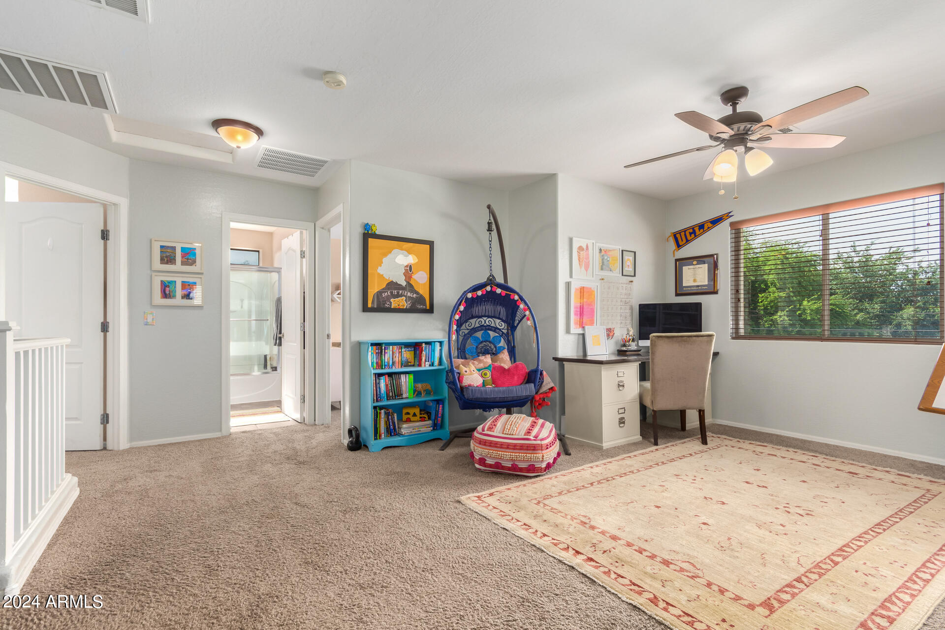1526 E AZALEA Drive