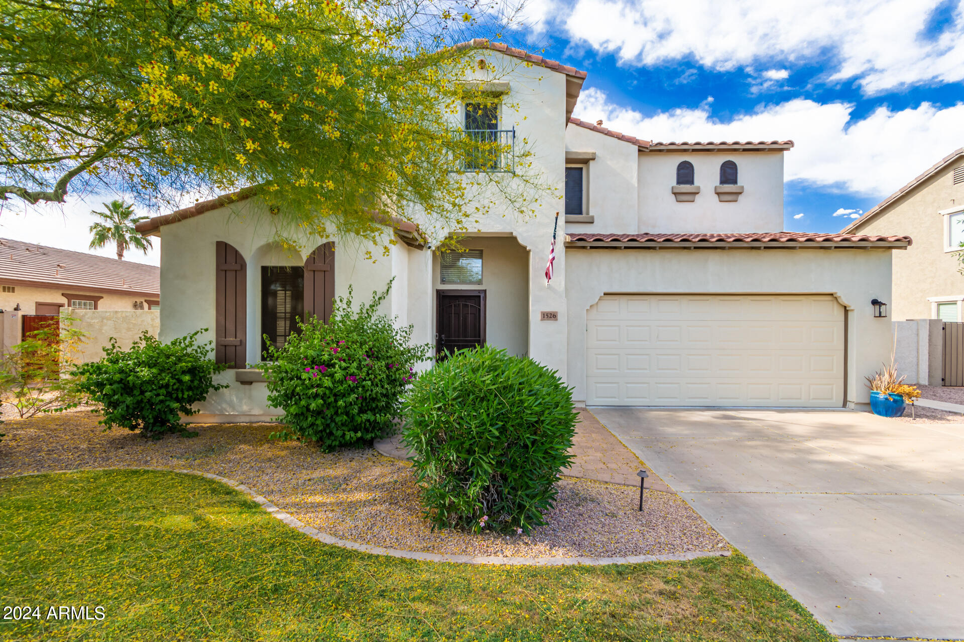 1526 E AZALEA Drive