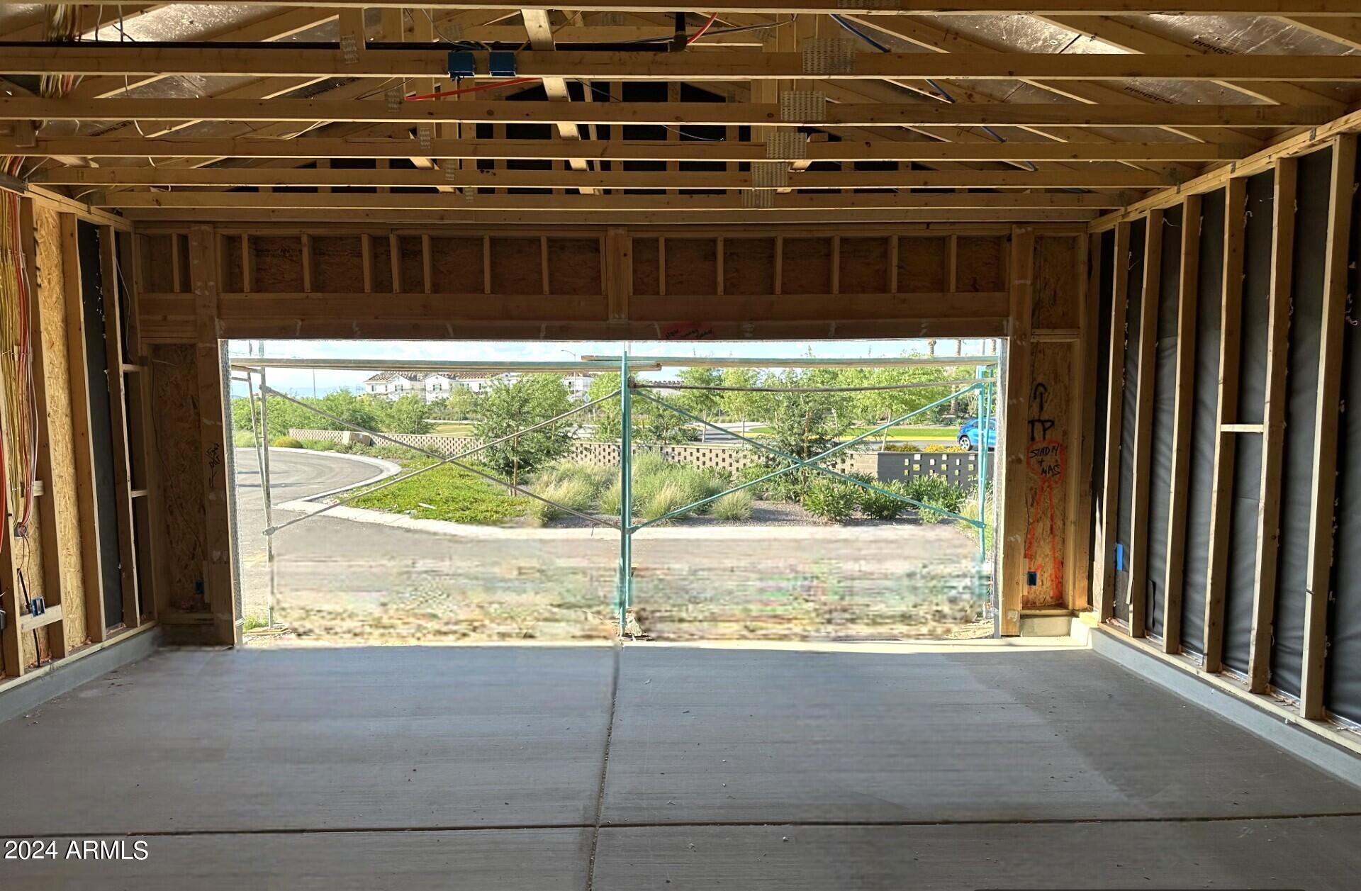 2206 W PASO Trail