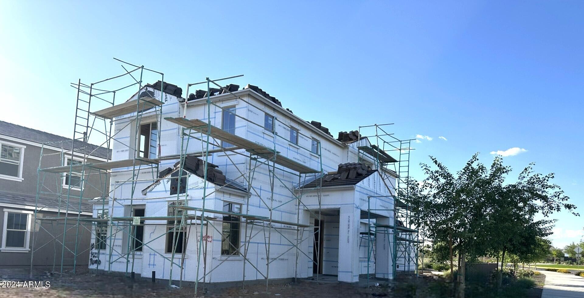 2206 W PASO Trail