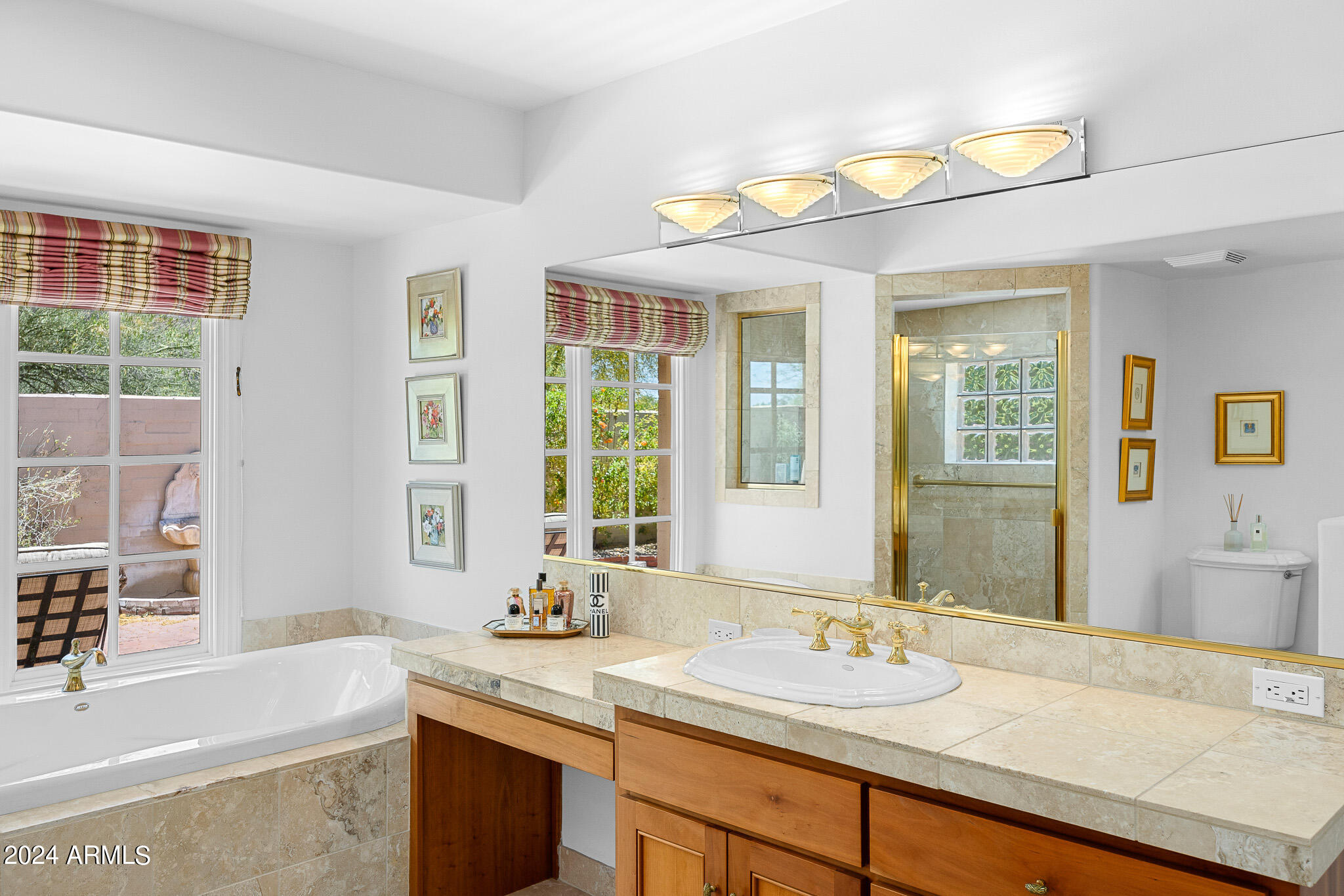 5434 E LINCOLN Drive # 35