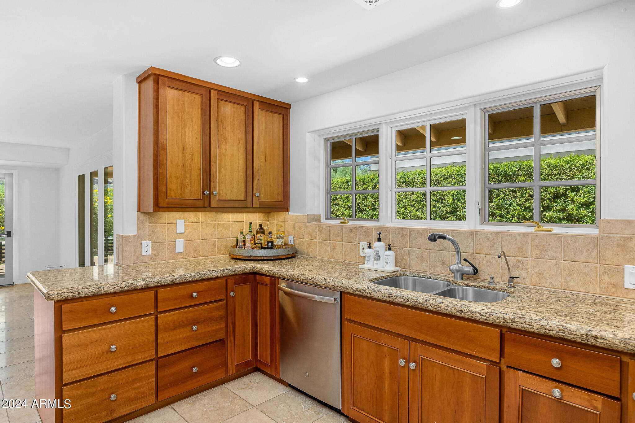 5434 E LINCOLN Drive # 35