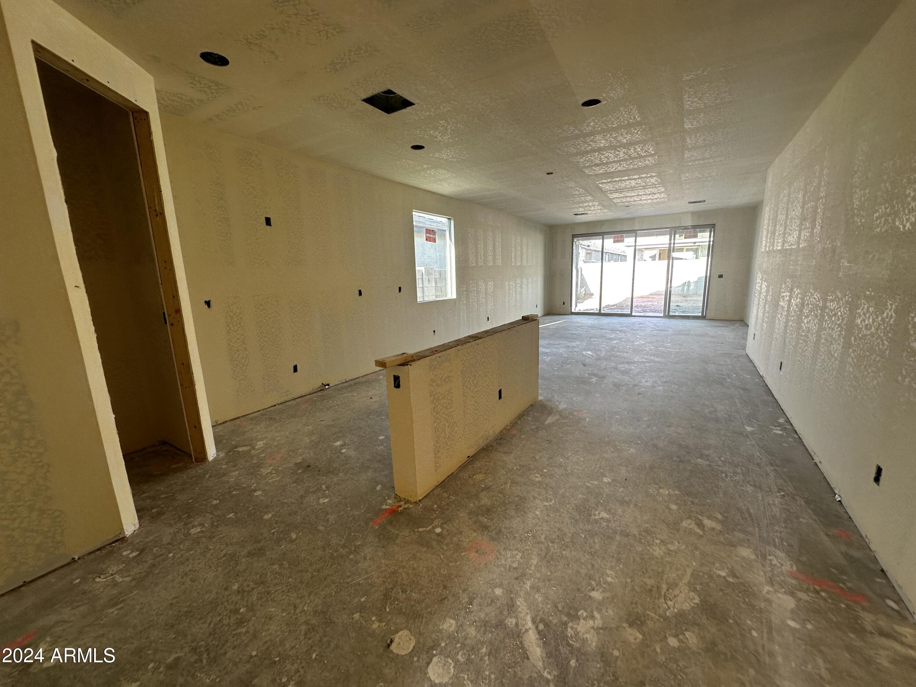 6103 S OXLEY --