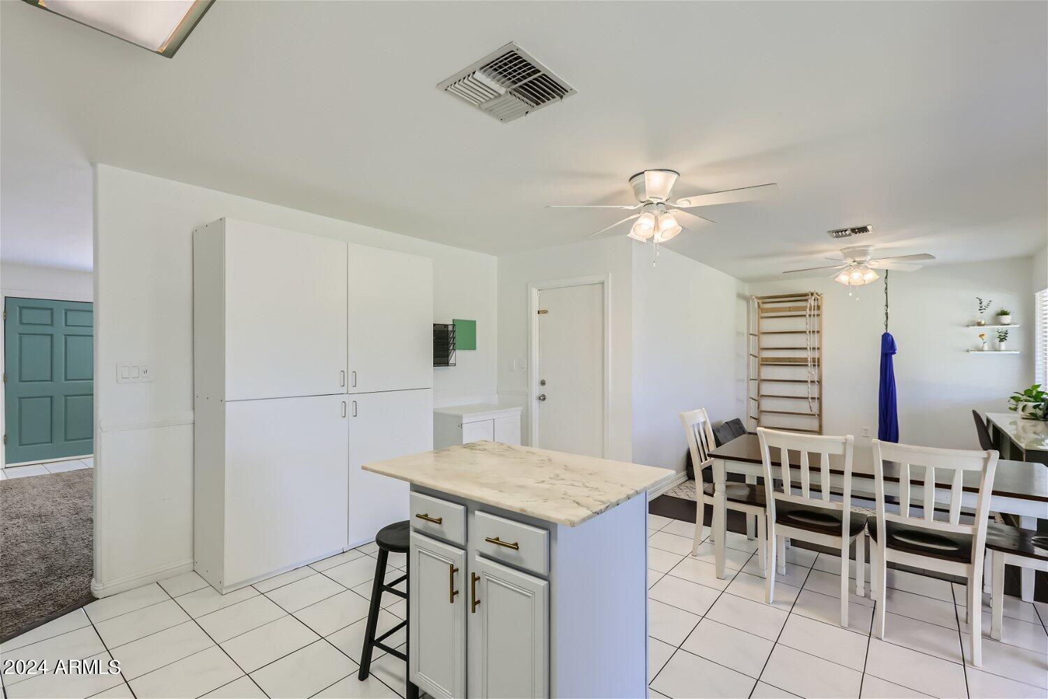 1414 N Ashland --