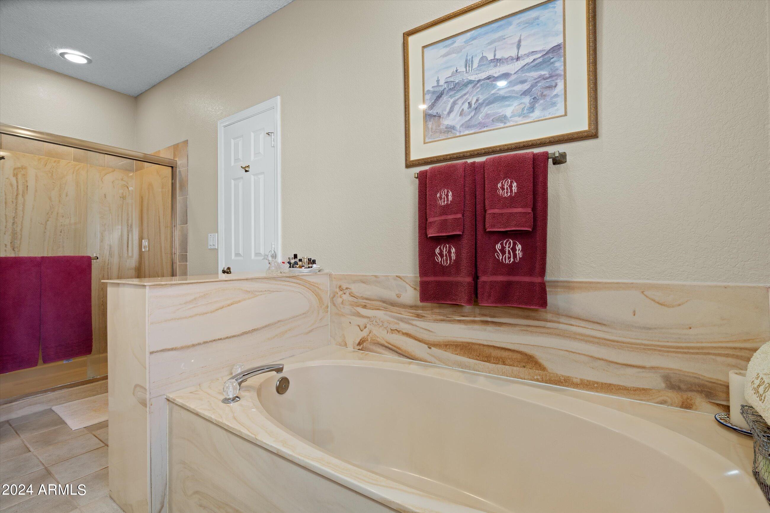 11236 E LAUREL Lane