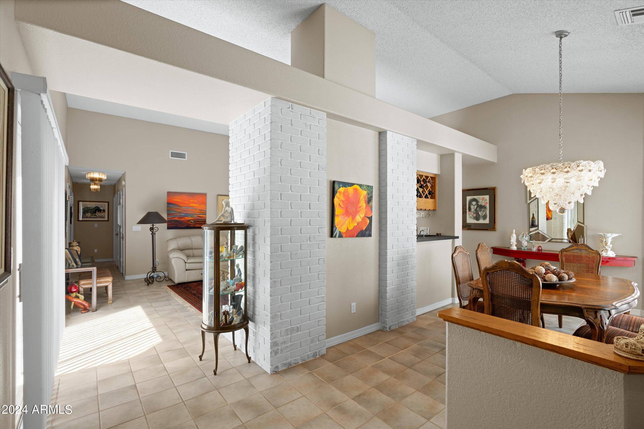 11236 E LAUREL Lane