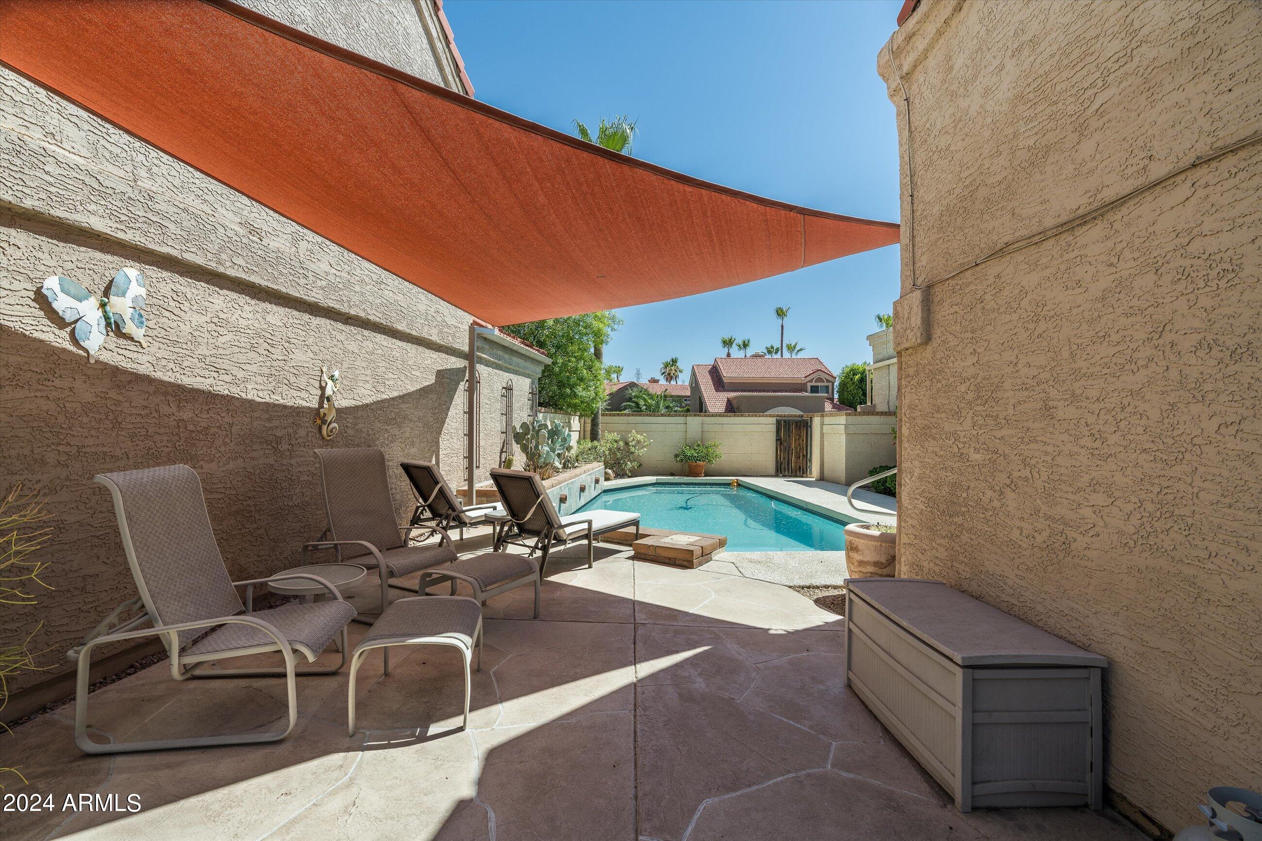 11236 E LAUREL Lane