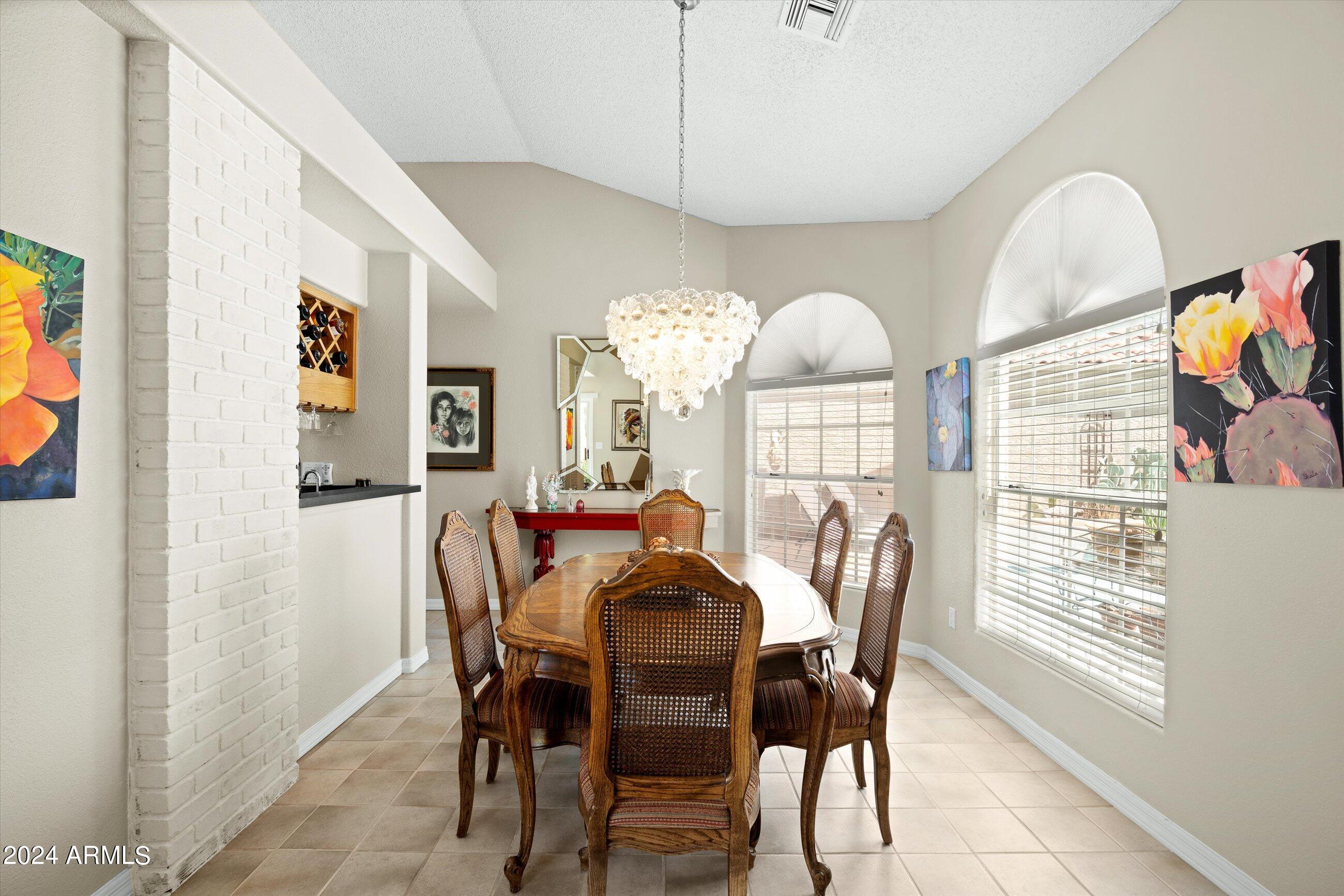 11236 E LAUREL Lane