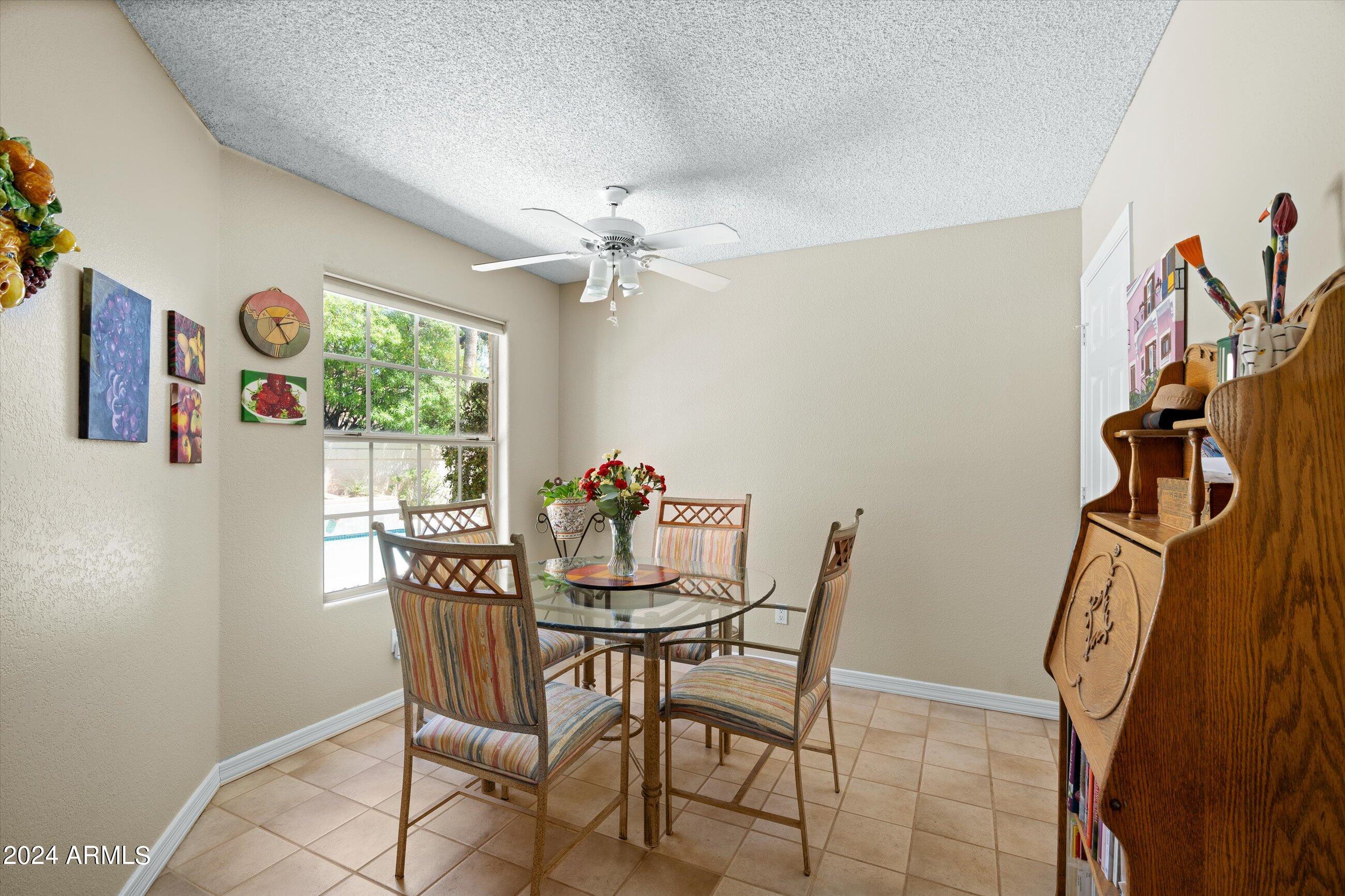 11236 E LAUREL Lane