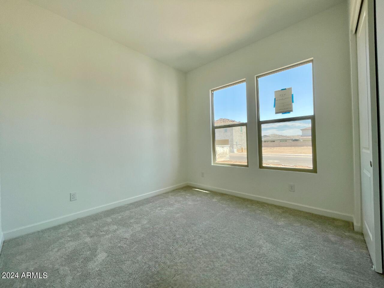 22698 E ROUNDUP Way