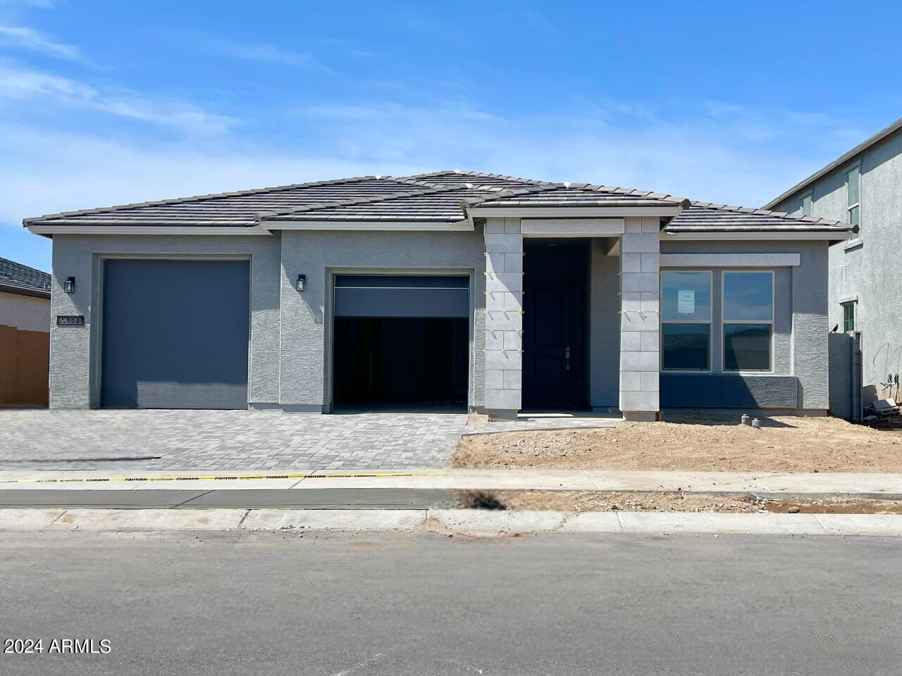 22698 E ROUNDUP Way