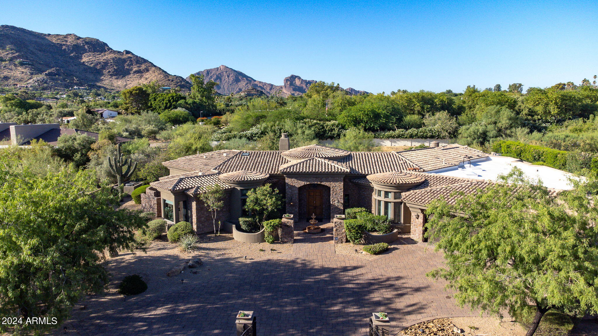 4987 E MOCKINGBIRD Lane