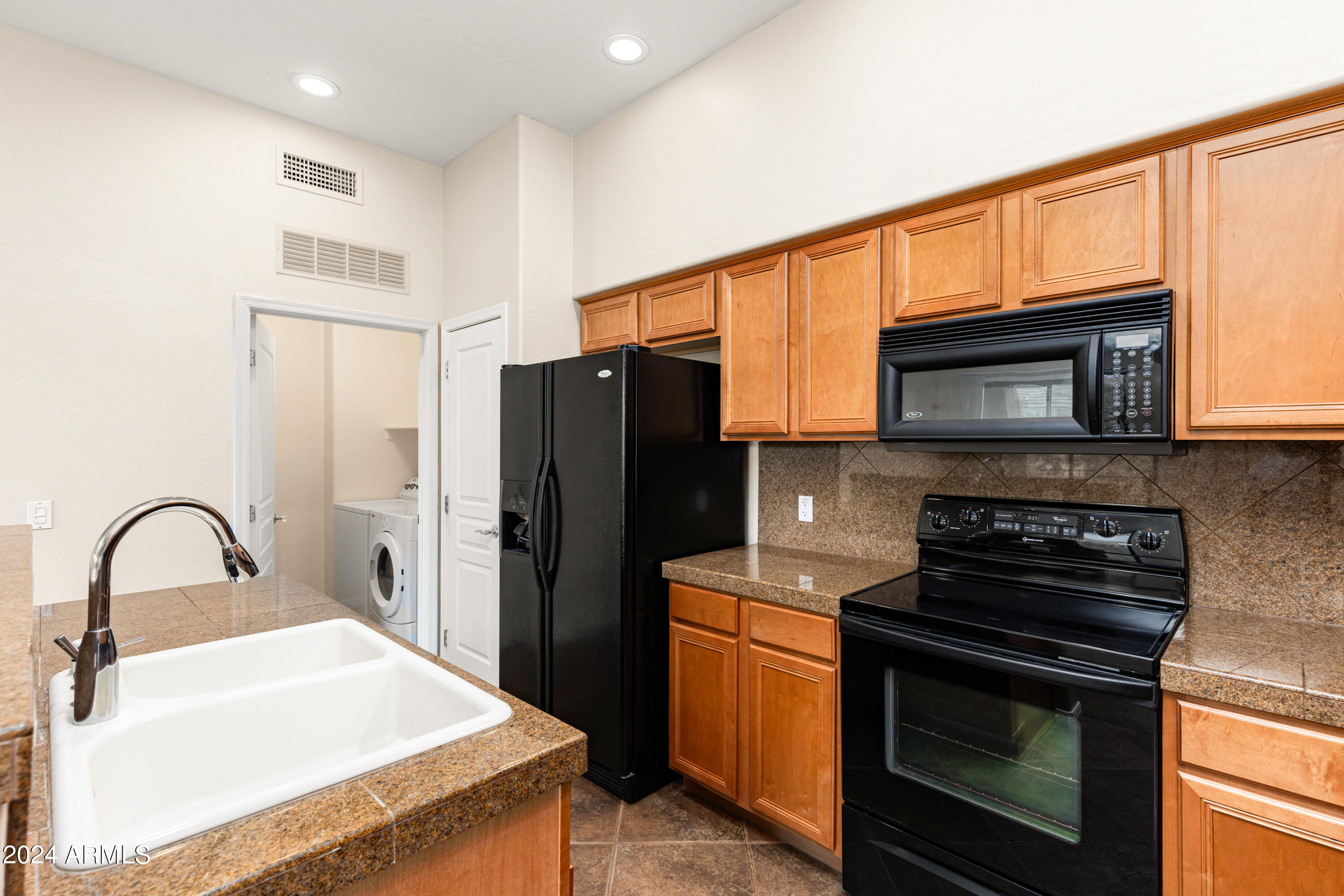 2989 N 44TH Street # 3028