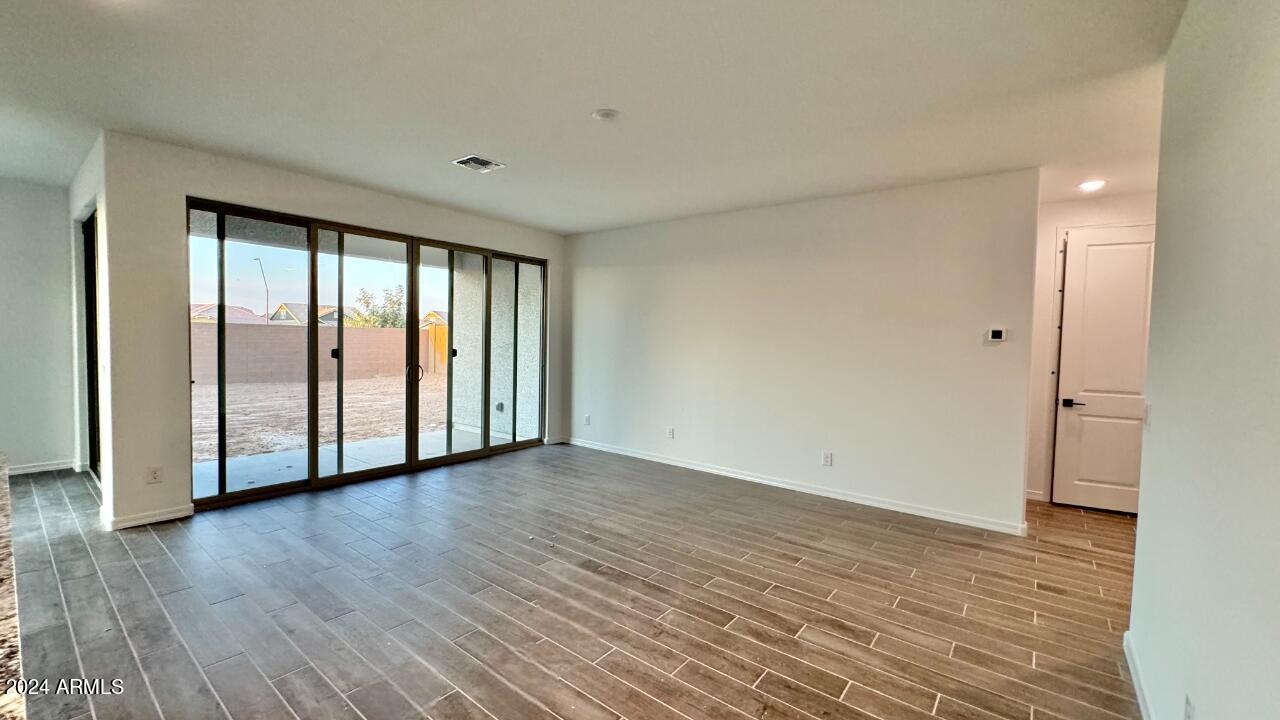 22892 E LORDS Way