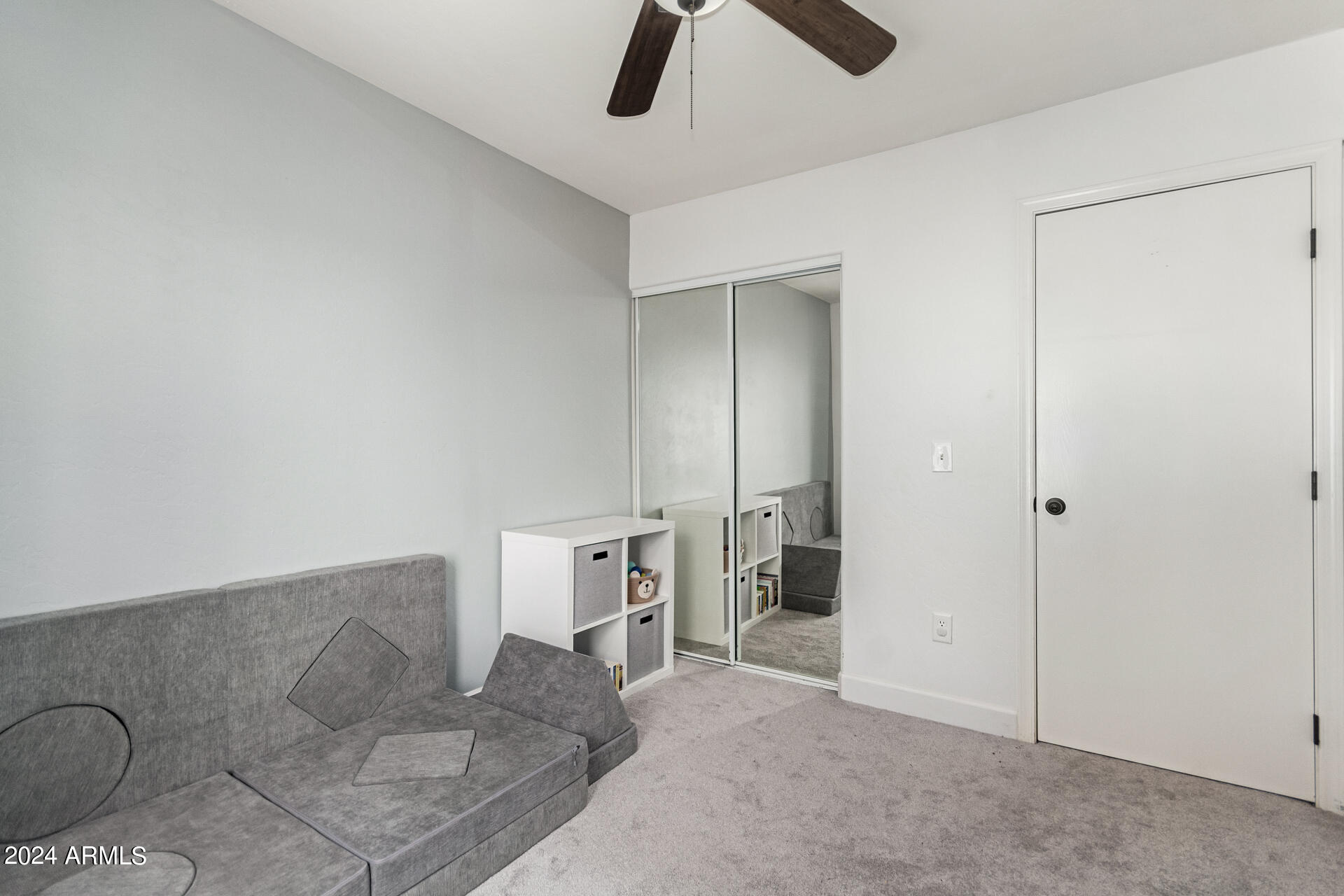 2124 N SAN VINCENTE Drive