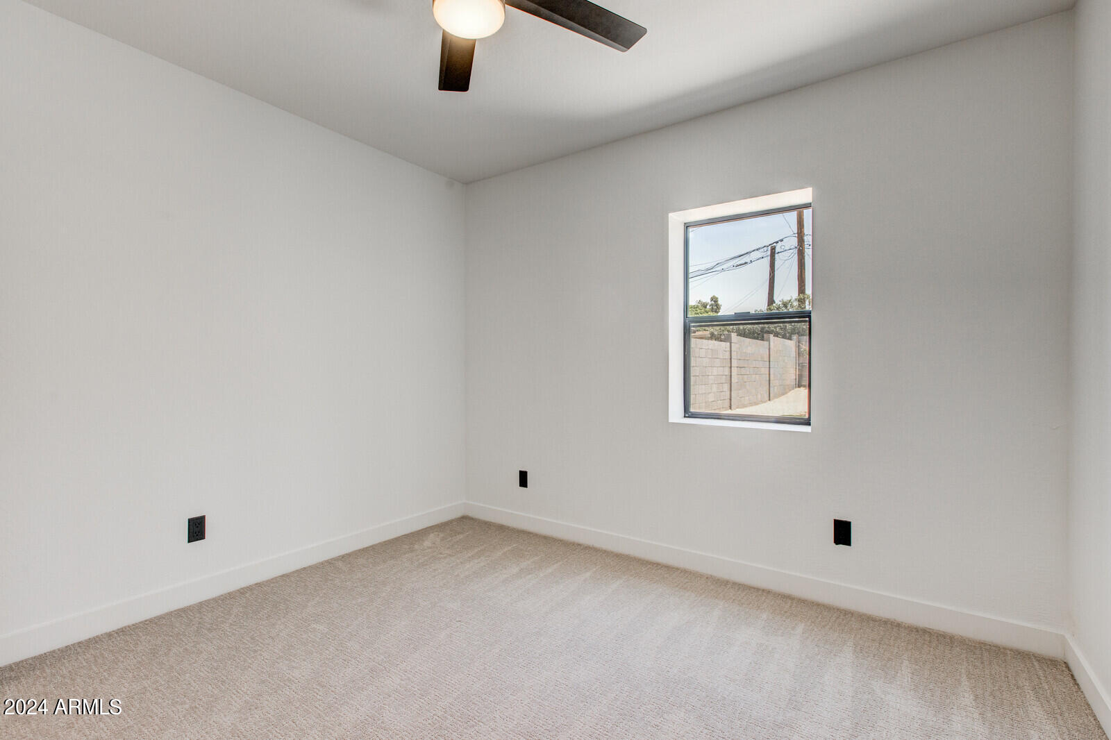 2927 N 29TH Place