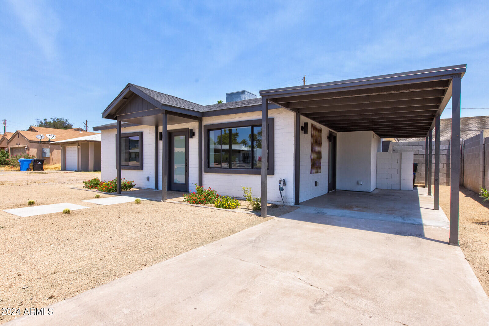 2927 N 29TH Place